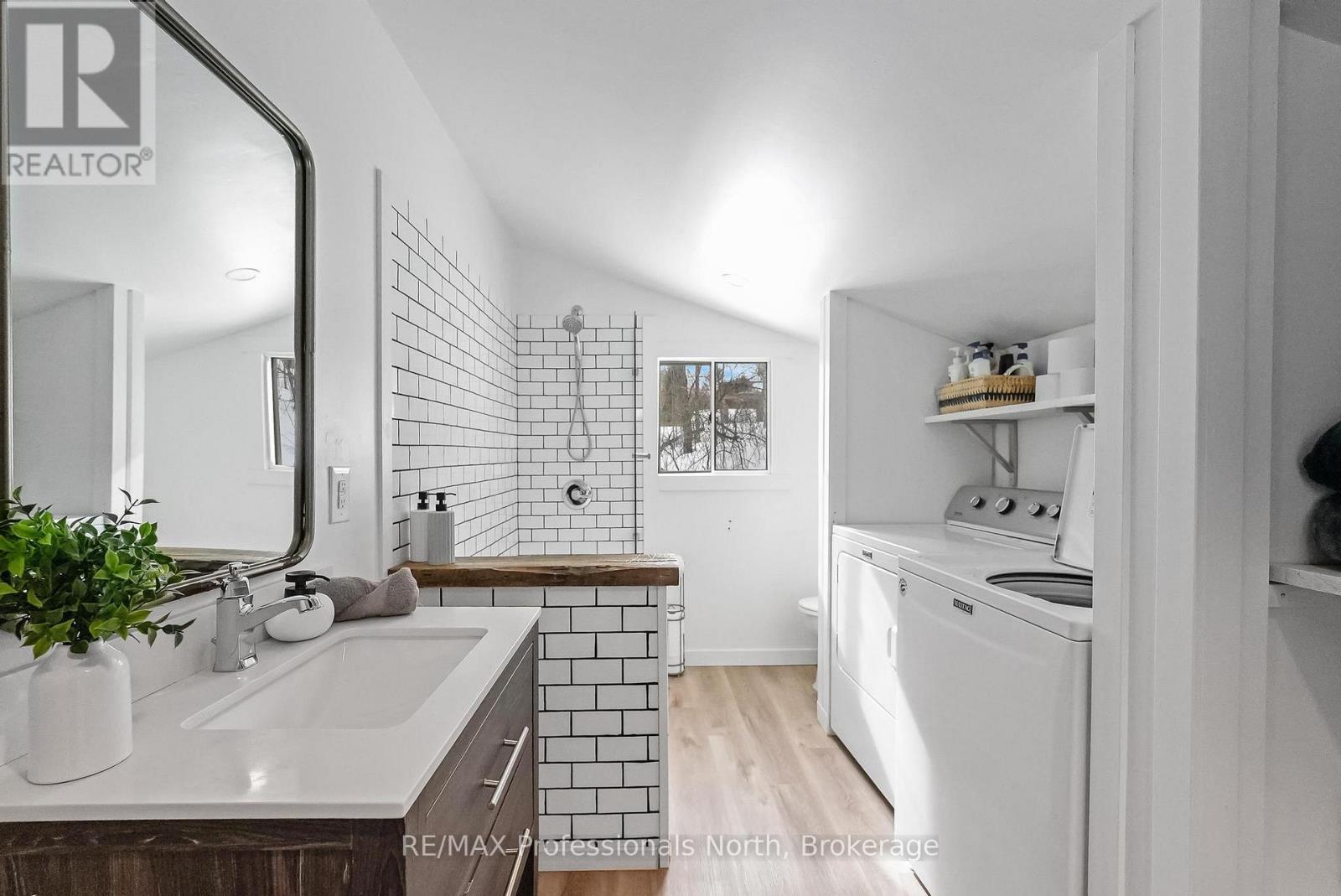 1044 Shanahan Trail, Minden Hills (Minden), Ontario  K0M 2K0 - Photo 23 - X12812350