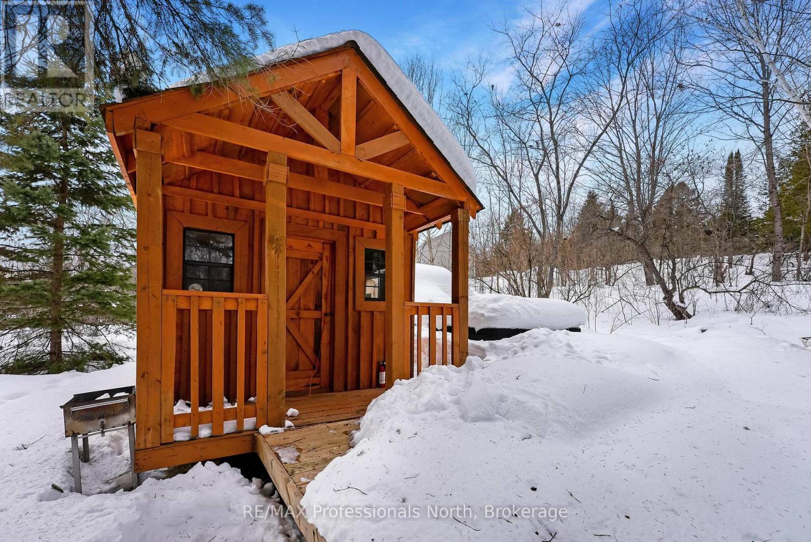 1044 Shanahan Trail, Minden Hills (Minden), Ontario  K0M 2K0 - Photo 33 - X12812350