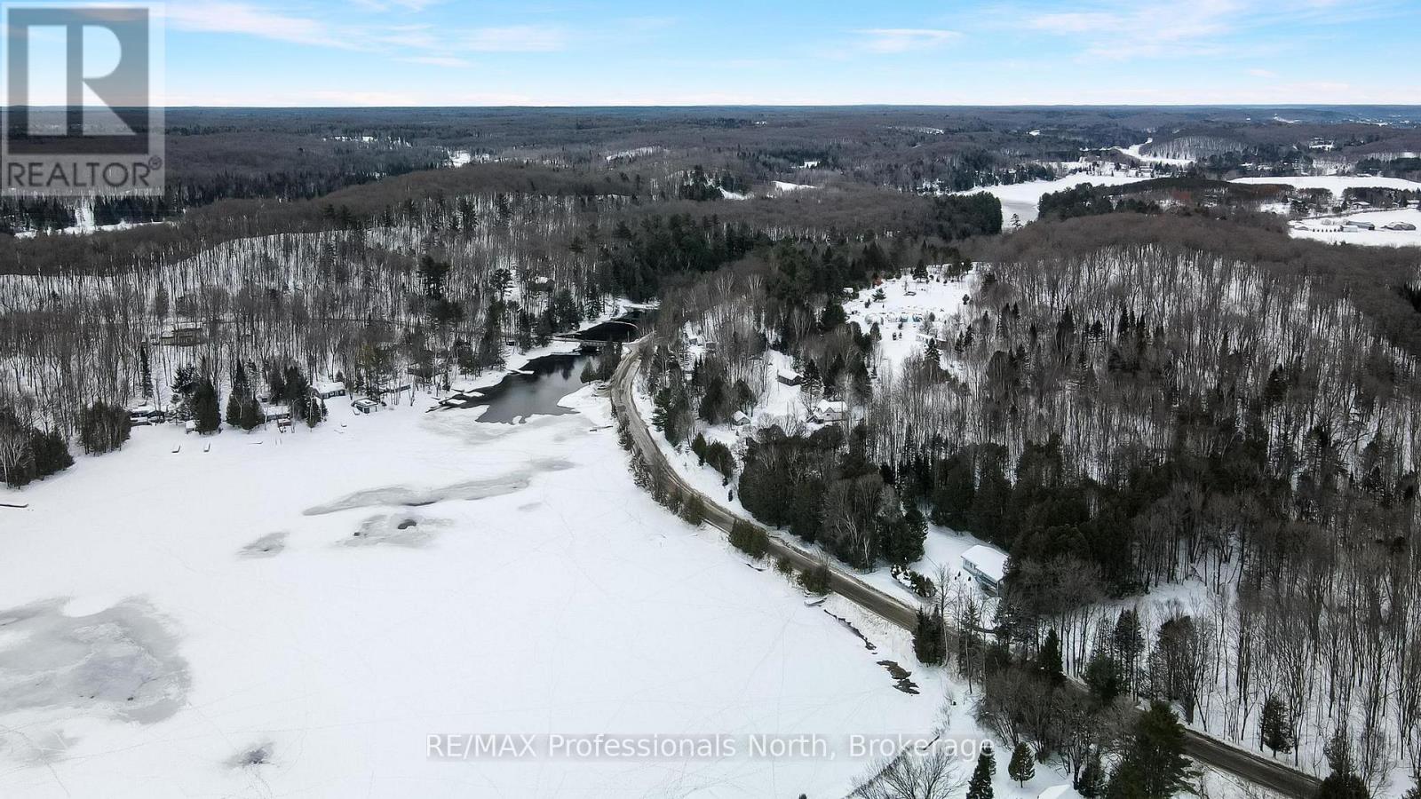 1044 Shanahan Trail, Minden Hills (Minden), Ontario  K0M 2K0 - Photo 37 - X12812350