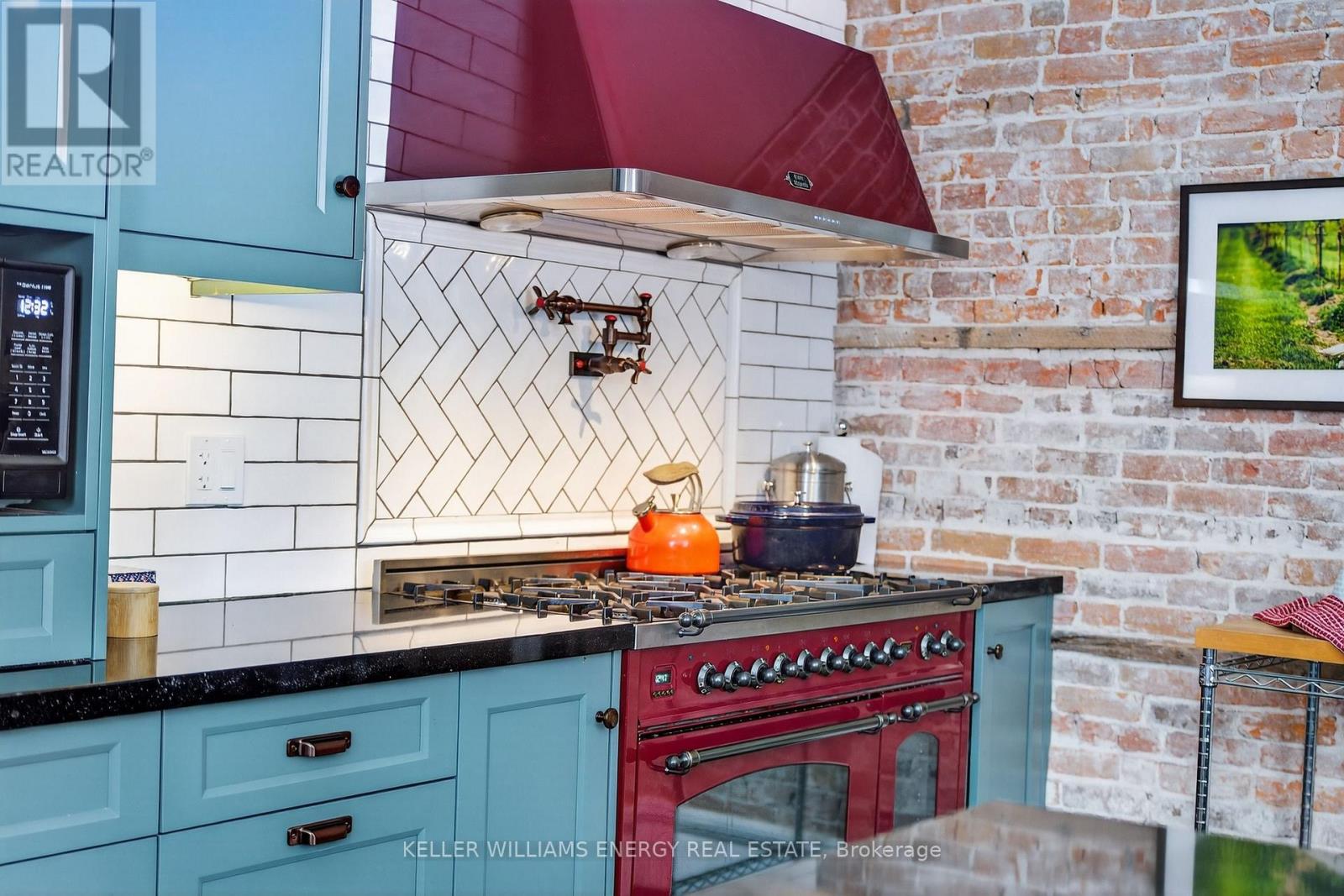 339 Elmbrook Road, Prince Edward County, Ontario  K0K 2T0 - Photo 11 - X12812382