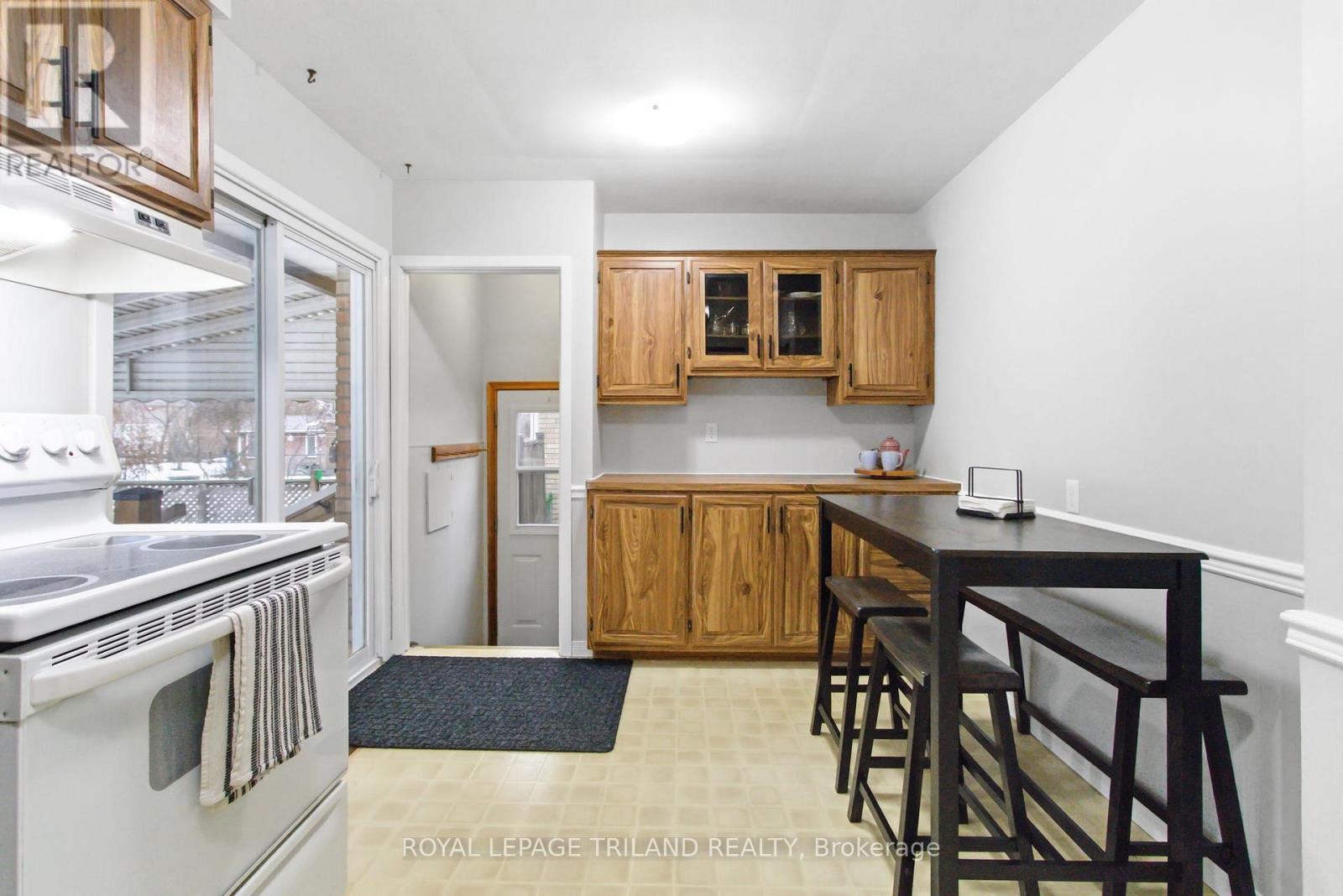 99 Susan Avenue, London East, Ontario  N5V 2G3 - Photo 11 - X12812342