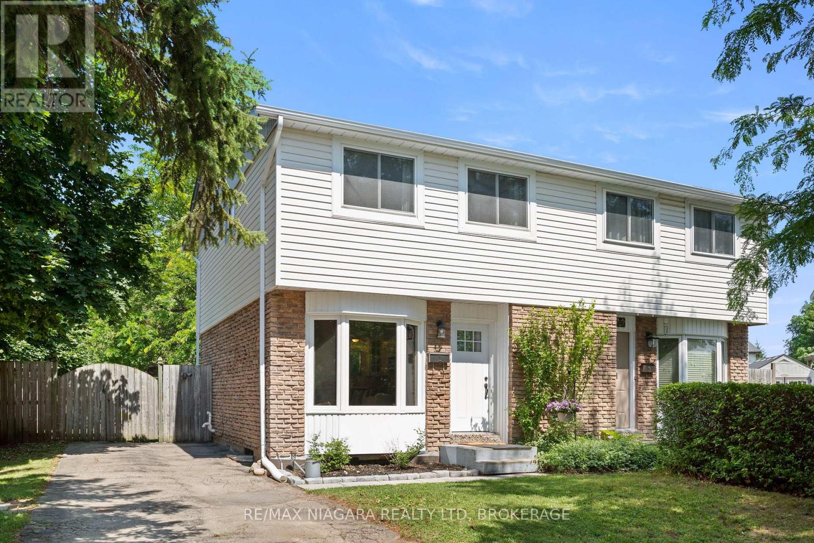 1 Bardadyn Court, St. Catharines, Ontario  L2N 6R2 - Photo 1 - X12812414