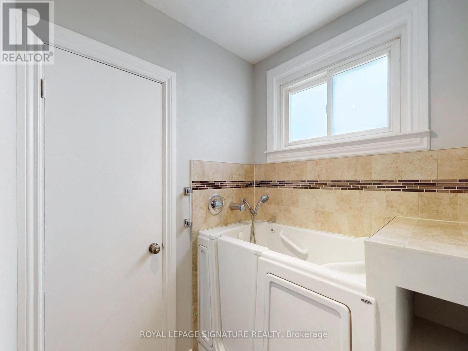 791 Oliva Street, Pickering, Ontario  L1W 2V9 - Photo 23 - E12810888