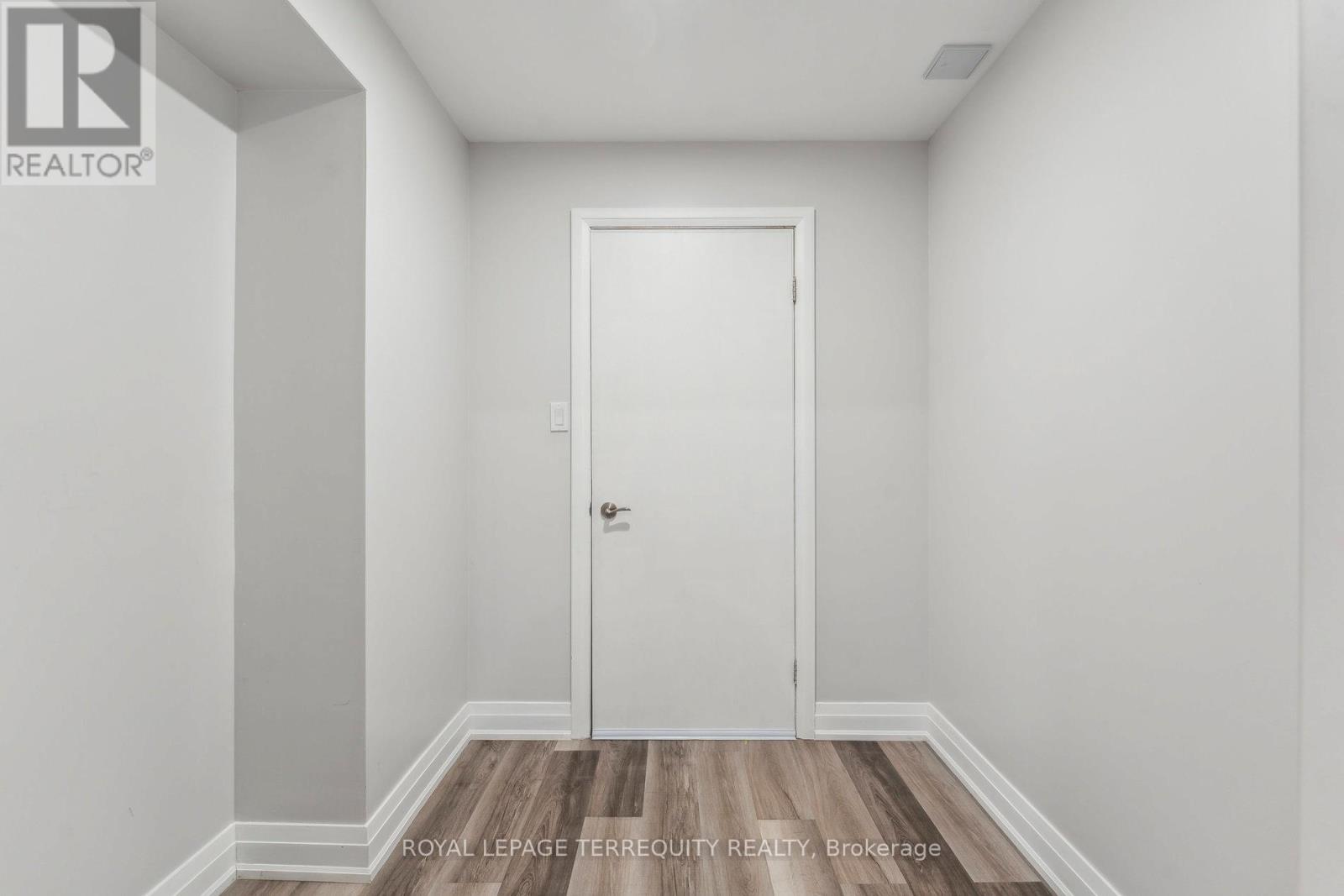 26 Antrim Court, Caledon, Ontario  L7C 1R1 - Photo 38 - W12793328