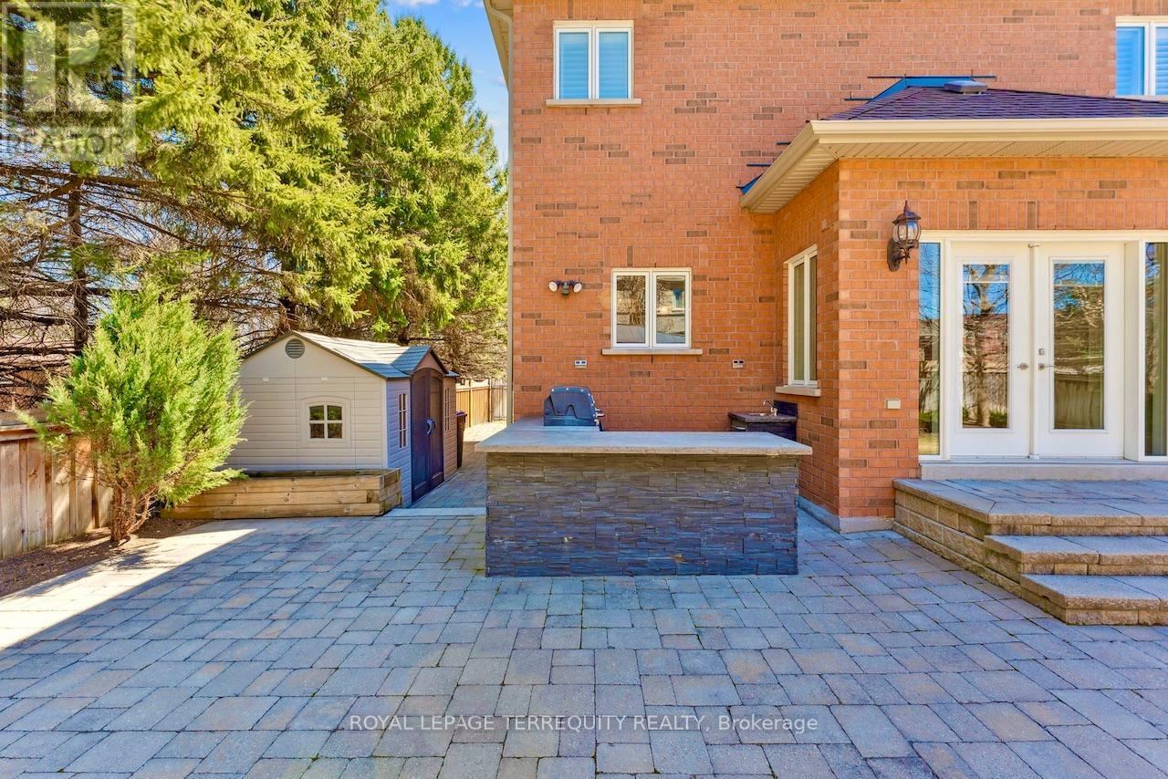 26 Antrim Court, Caledon, Ontario  L7C 1R1 - Photo 41 - W12793328