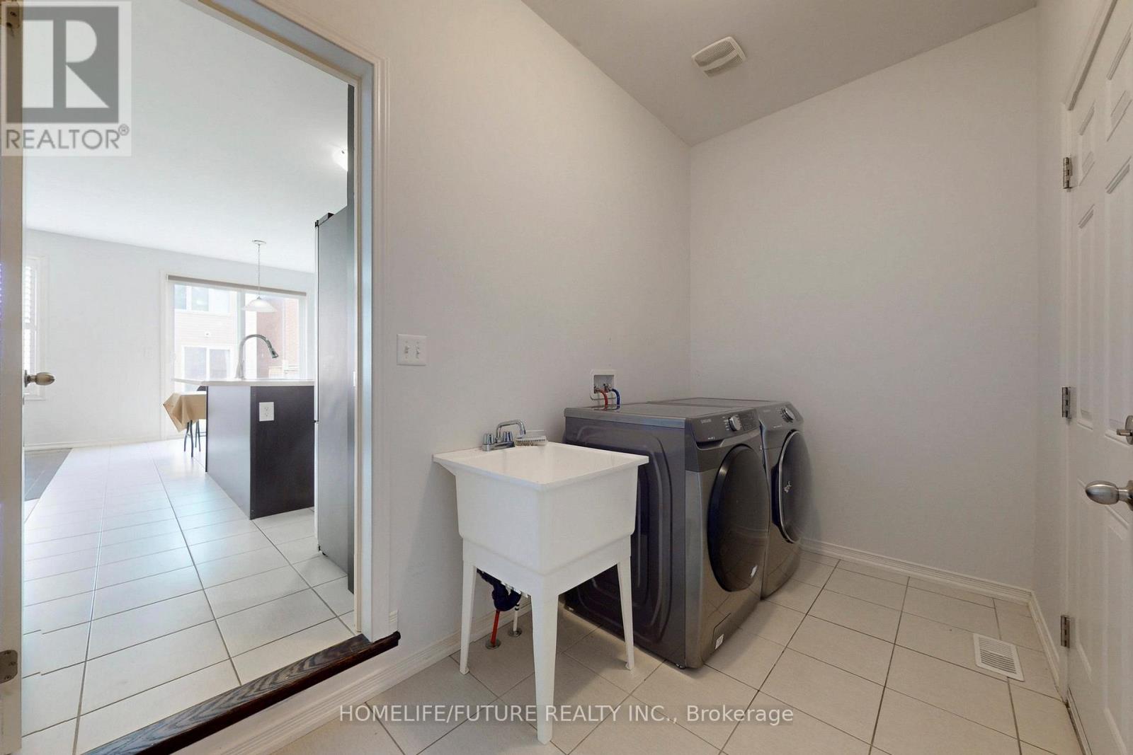 Main & 2nd Flr - 2385 Dress Circle Crescent, Oshawa, Ontario  L1L 0L8 - Photo 22 - E12789970