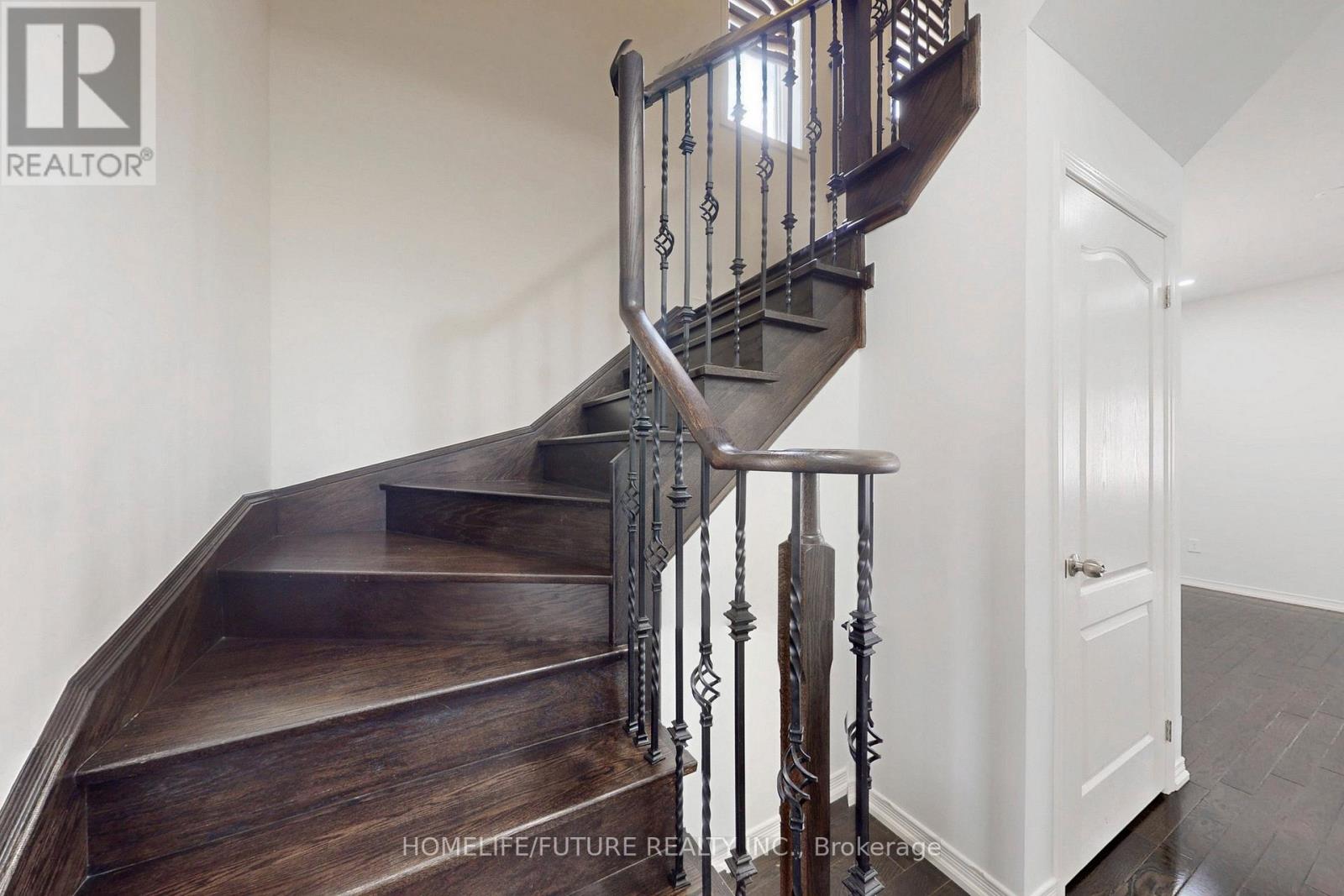 Main & 2nd Flr - 2385 Dress Circle Crescent, Oshawa, Ontario  L1L 0L8 - Photo 24 - E12789970