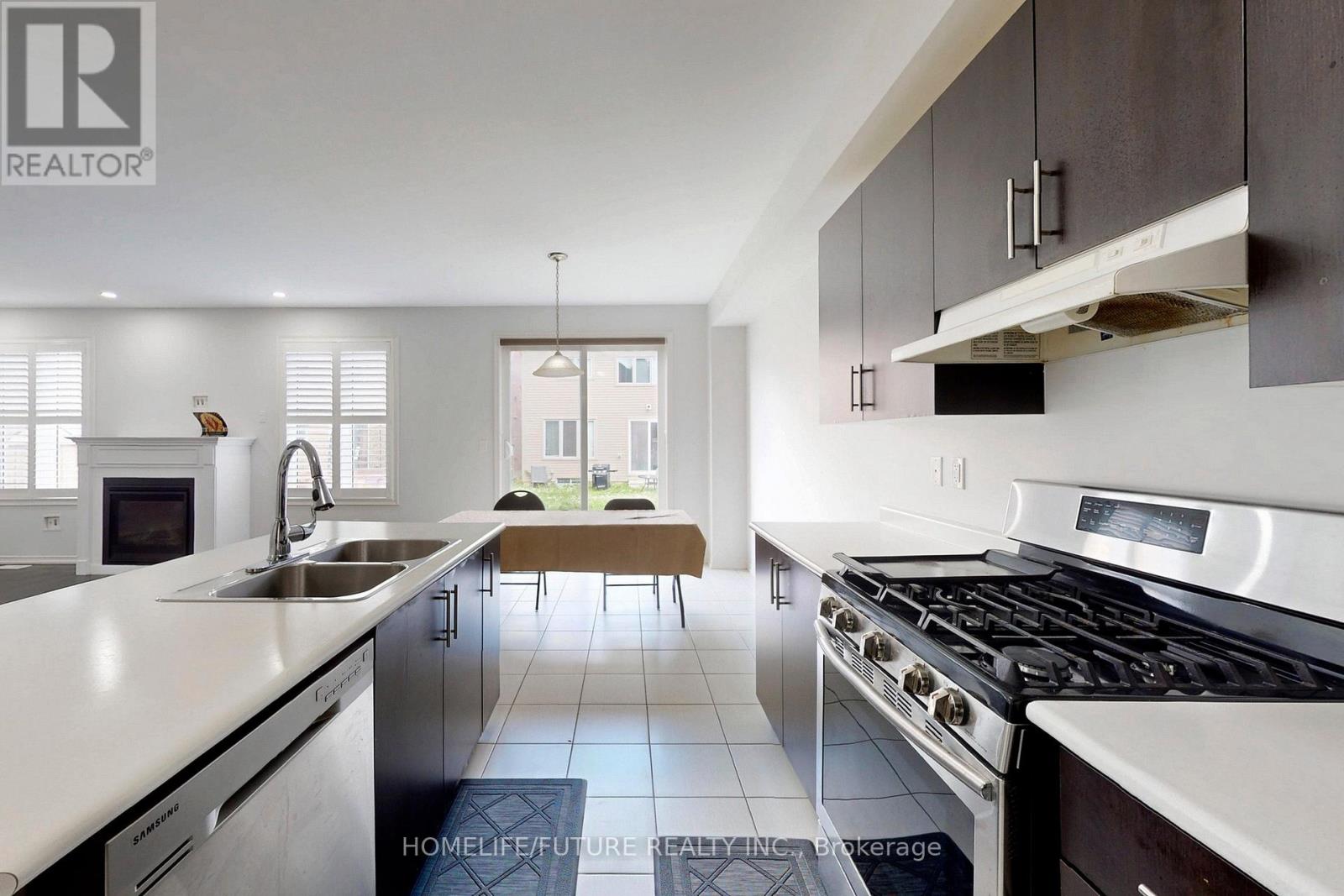 Main & 2nd Flr - 2385 Dress Circle Crescent, Oshawa, Ontario  L1L 0L8 - Photo 15 - E12789970