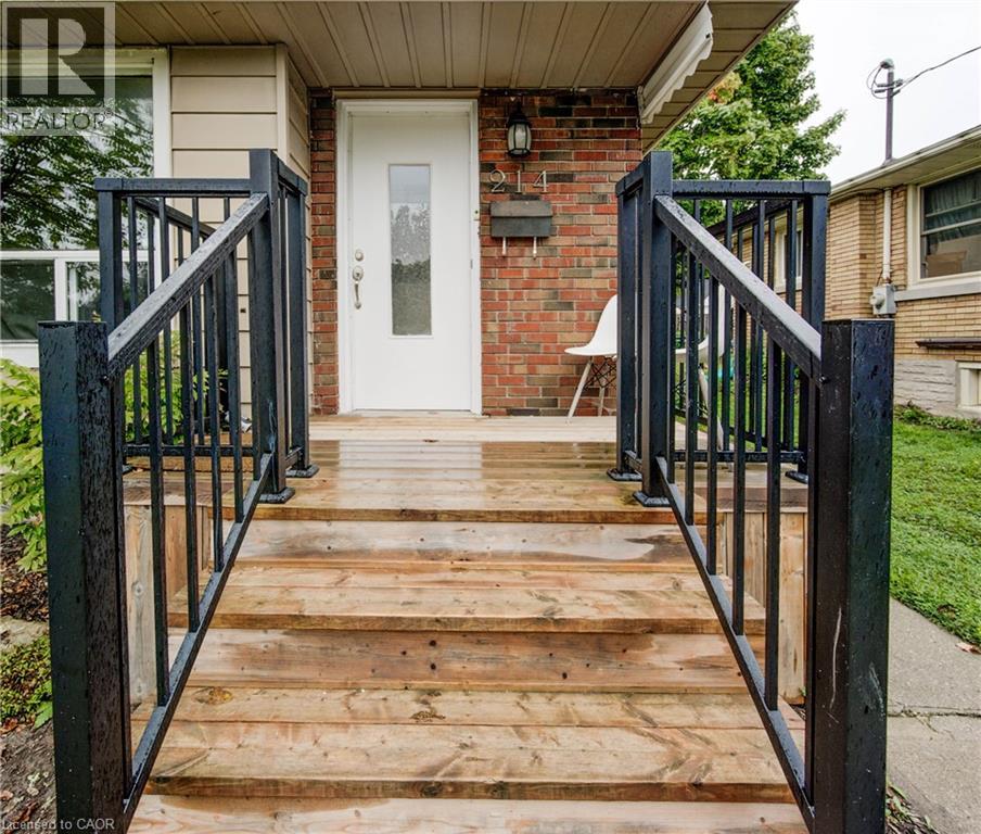 214 Clark Avenue Unit# Upper, Kitchener, Ontario  N2C 1Y5 - Photo 2 - 40806475