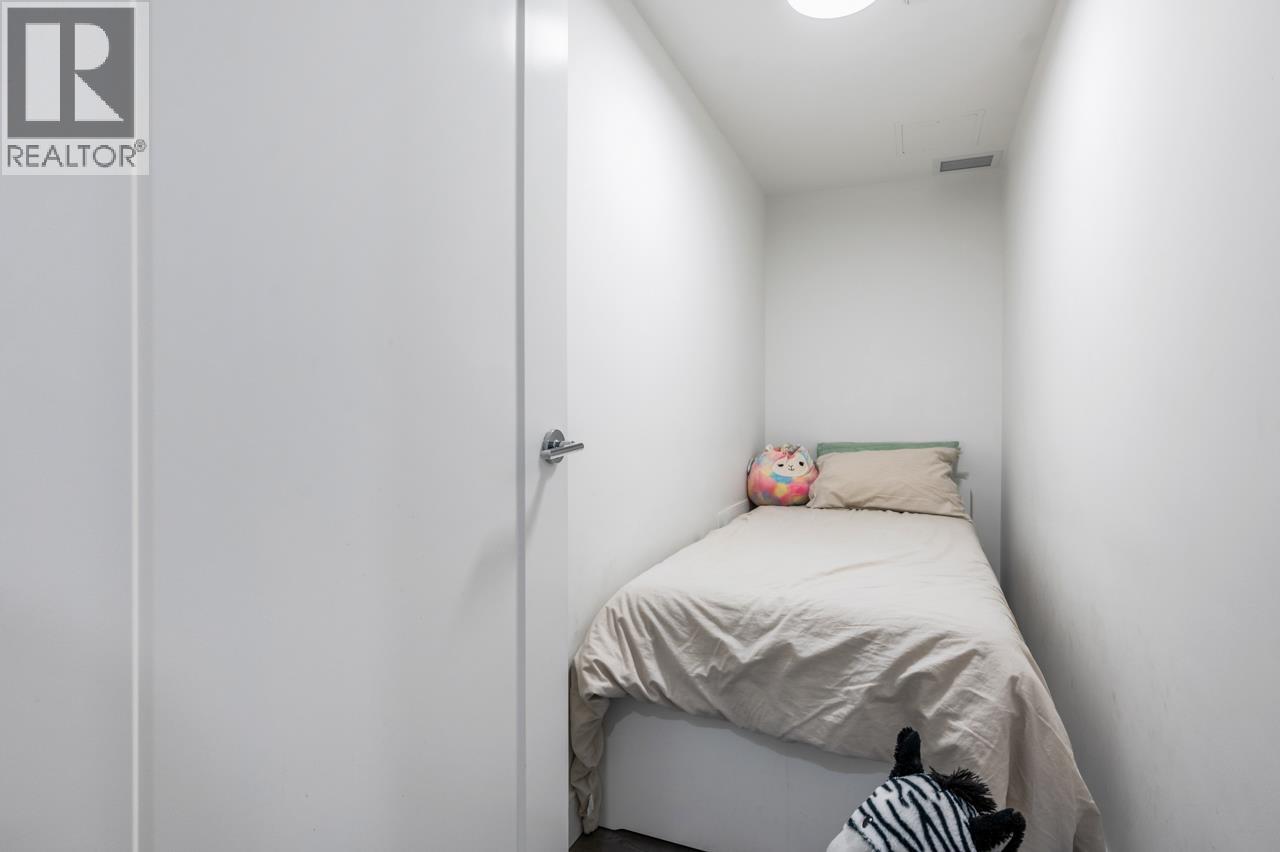 Listing Picture 13 of 21 : 103 477 W 59TH AVENUE, Vancouver / 溫哥華 - 魯藝地產 Yvonne Lu Group - MLS Medallion Club Member