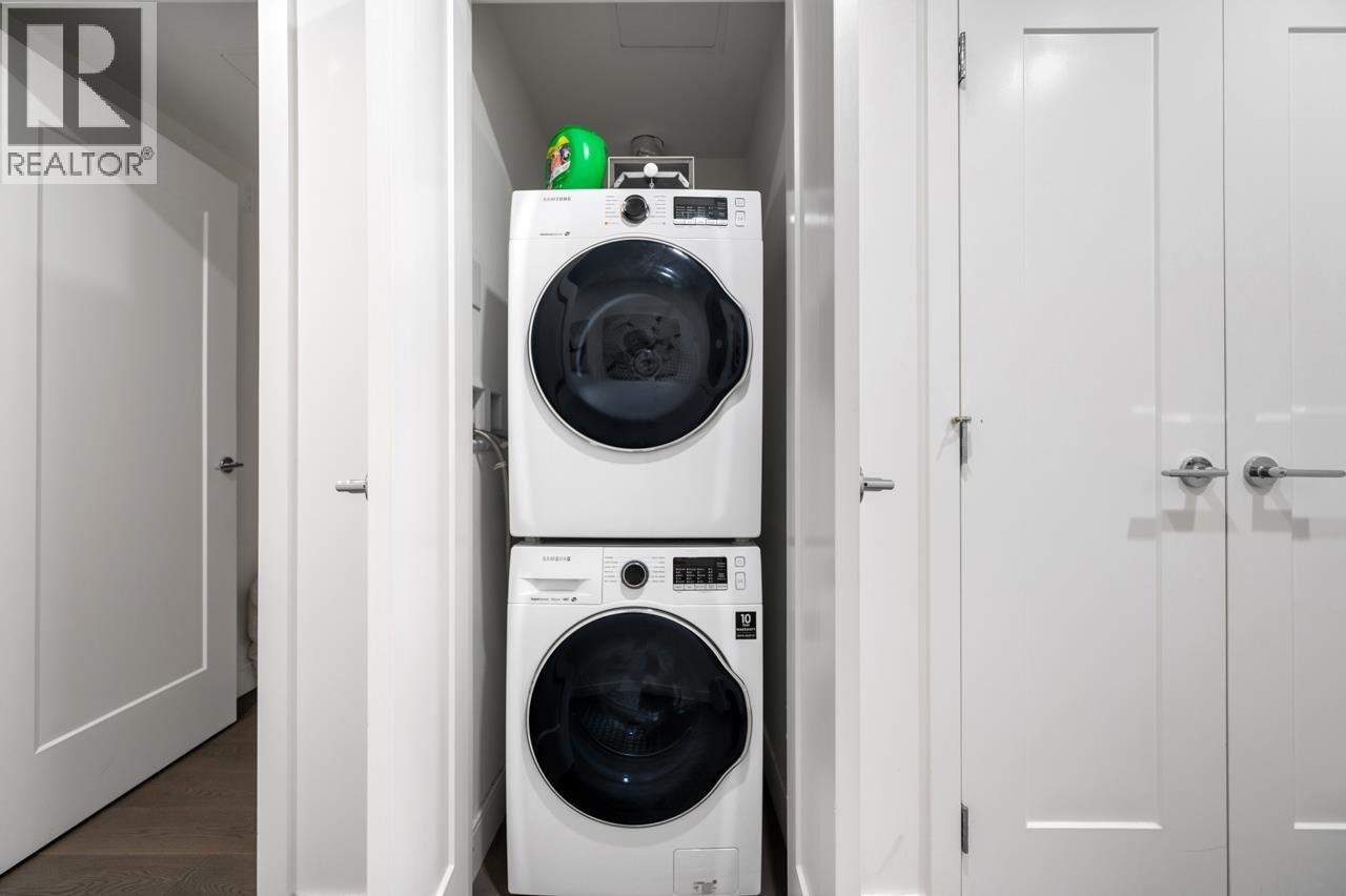 Listing Picture 16 of 21 : 103 477 W 59TH AVENUE, Vancouver / 溫哥華 - 魯藝地產 Yvonne Lu Group - MLS Medallion Club Member