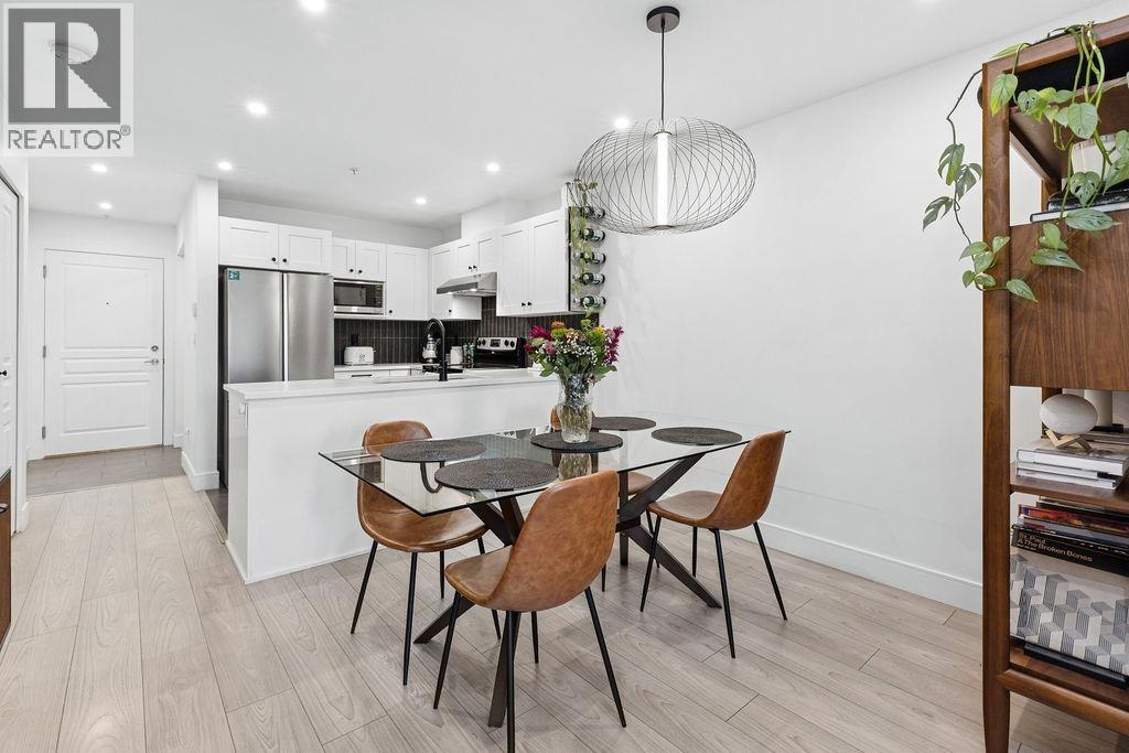 Listing Picture 11 of 27 : 232 4550 FRASER STREET, Vancouver / 溫哥華 - 魯藝地產 Yvonne Lu Group - MLS Medallion Club Member