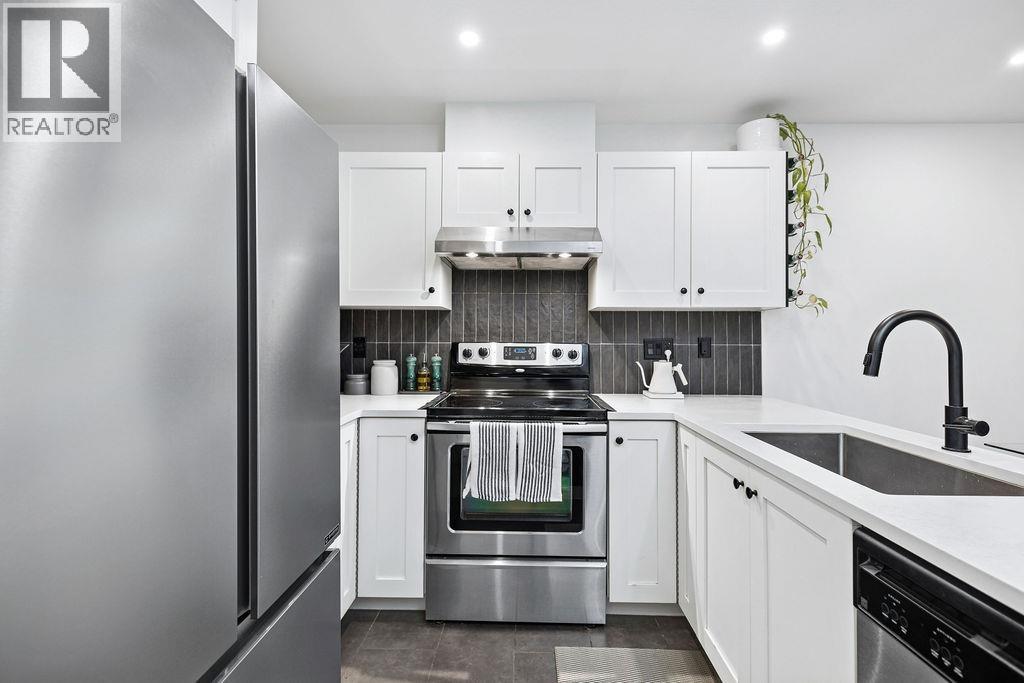 Listing Picture 12 of 27 : 232 4550 FRASER STREET, Vancouver / 溫哥華 - 魯藝地產 Yvonne Lu Group - MLS Medallion Club Member