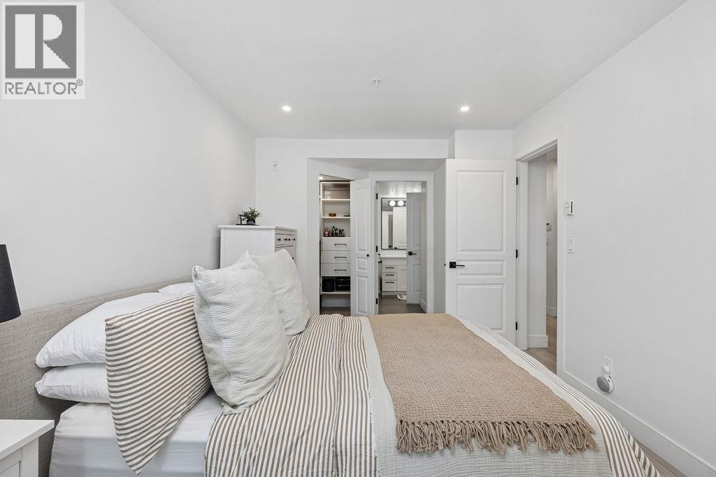 Listing Picture 21 of 27 : 232 4550 FRASER STREET, Vancouver / 溫哥華 - 魯藝地產 Yvonne Lu Group - MLS Medallion Club Member