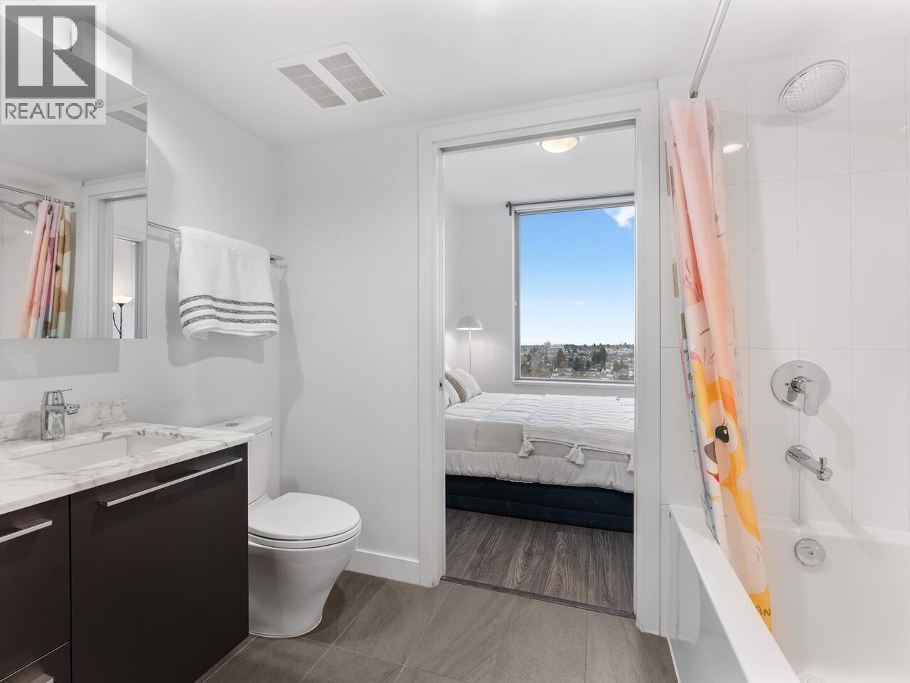 Listing Picture 14 of 20 : 2309 8031 NUNAVUT LANE, Vancouver / 溫哥華 - 魯藝地產 Yvonne Lu Group - MLS Medallion Club Member