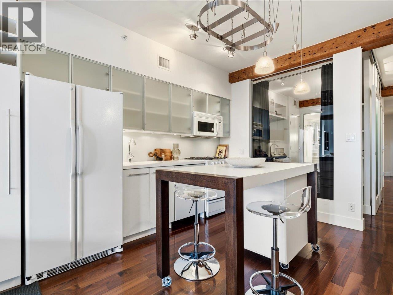 301 1275 Hamilton Street, Vancouver, British Columbia  V6B 1E2 - Photo 12 - R3092380