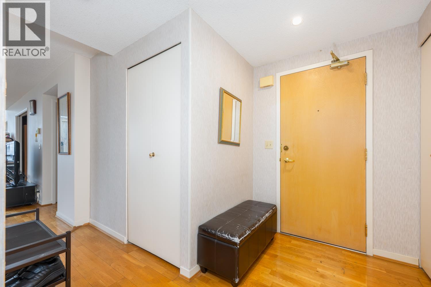 1601 6282 Kathleen Avenue, Burnaby, British Columbia  V5H 4J4 - Photo 4 - R3092384