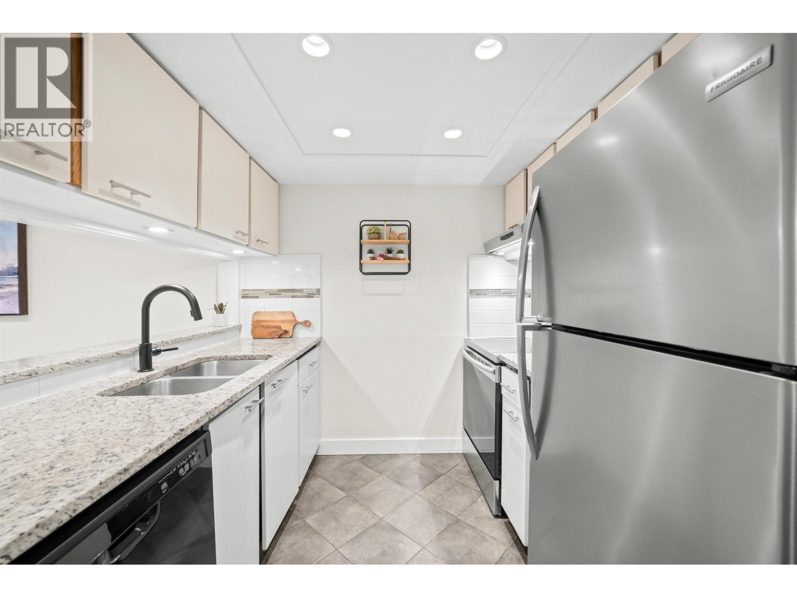 3192 Mountain Highway, North Vancouver, British Columbia  V7K 2H5 - Photo 14 - R3092389