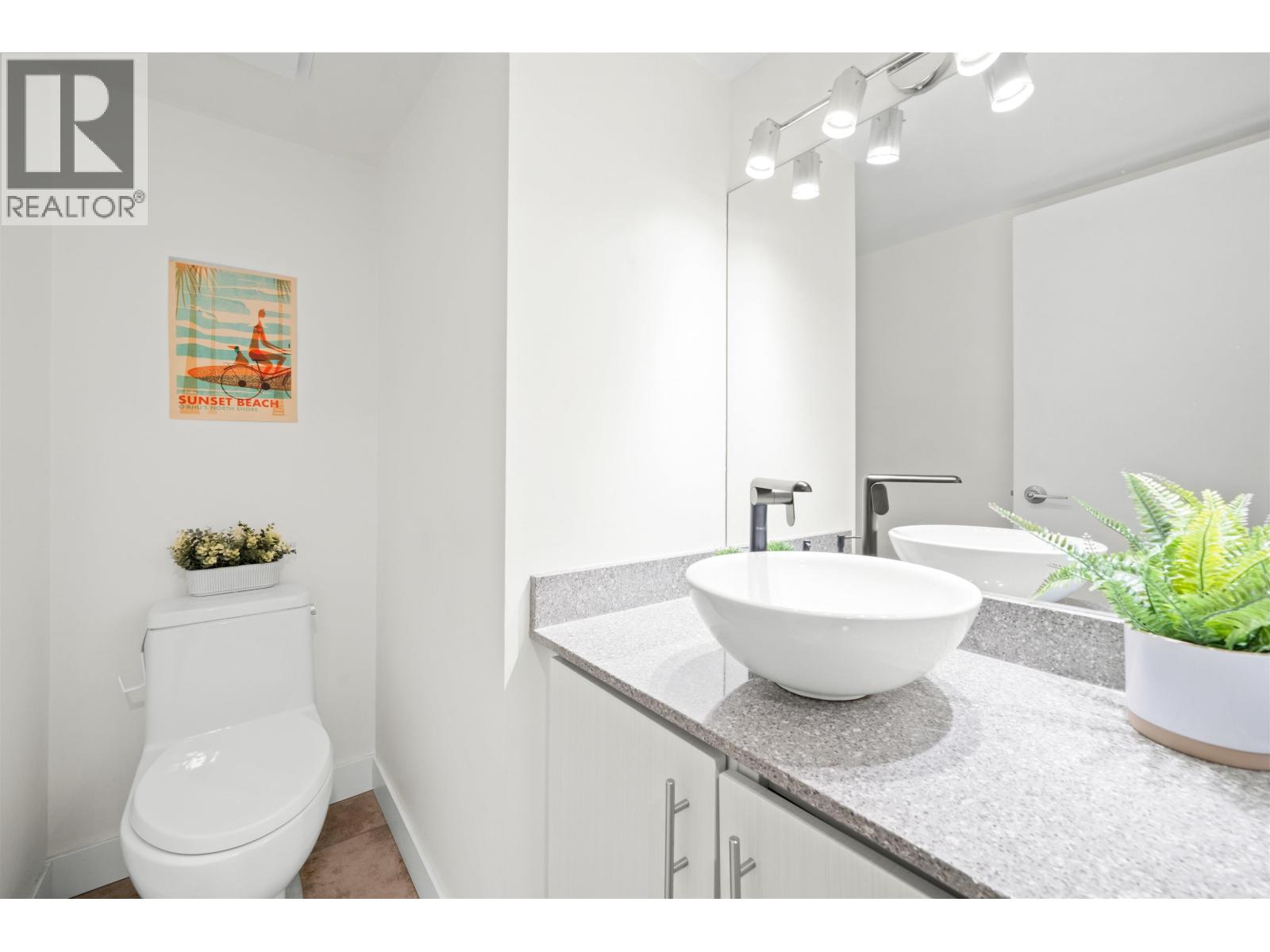 3192 Mountain Highway, North Vancouver, British Columbia  V7K 2H5 - Photo 16 - R3092389