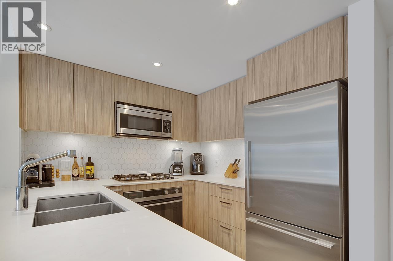 206 1061 Marine Drive, North Vancouver, British Columbia  V7P 1S6 - Photo 12 - R3092399