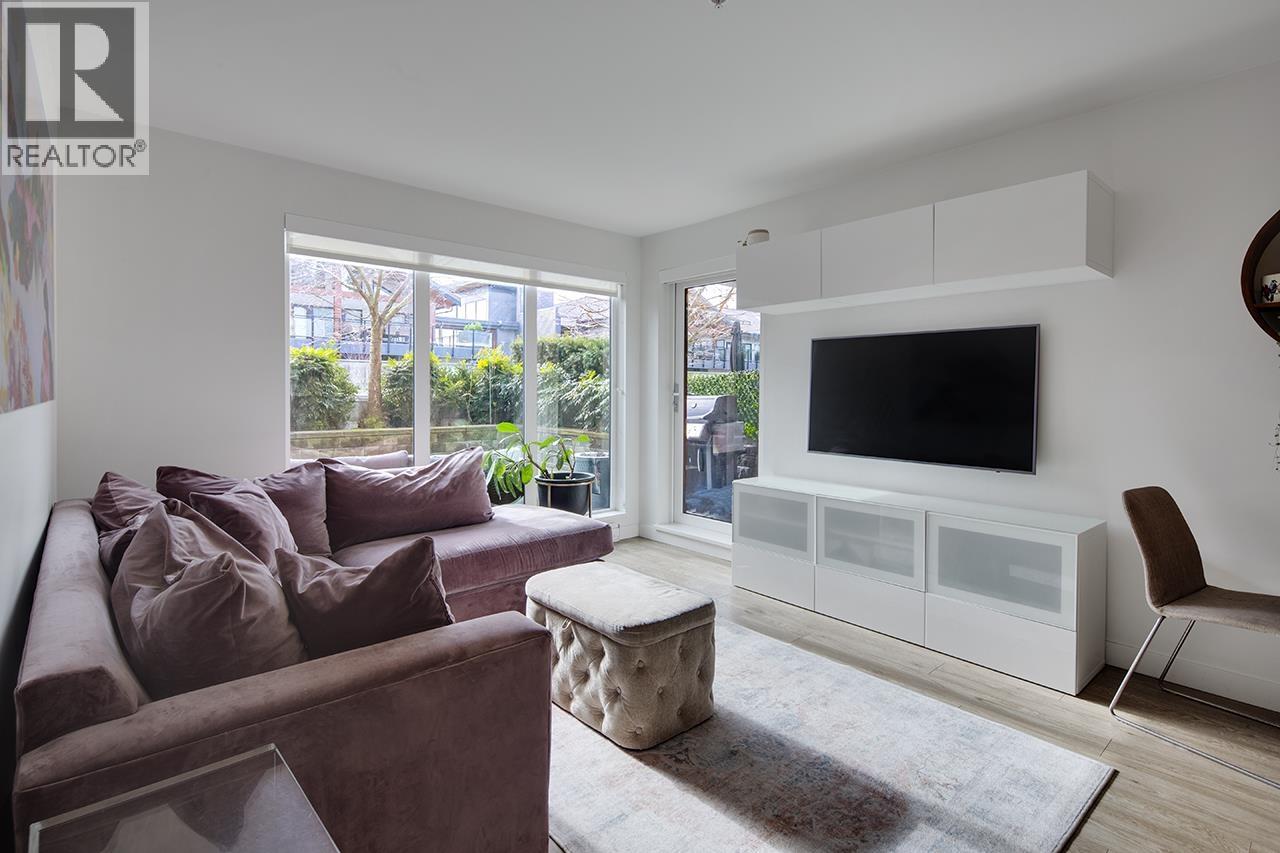 206 1061 Marine Drive, North Vancouver, British Columbia  V7P 1S6 - Photo 5 - R3092399