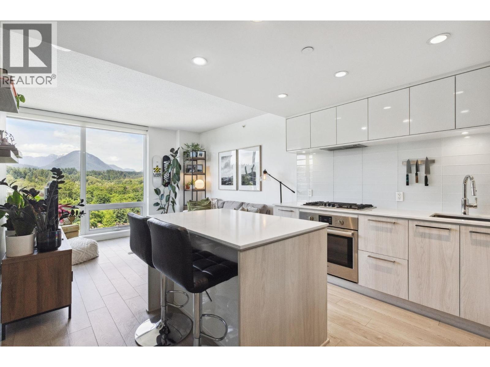 1608 680 SEYLYNN CRESCENT, north vancouver, British Columbia