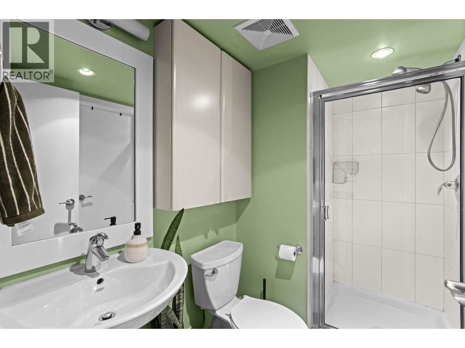 807 683 W Victoria Park, North Vancouver, British Columbia  V7M 0A2 - Photo 17 - R3092422