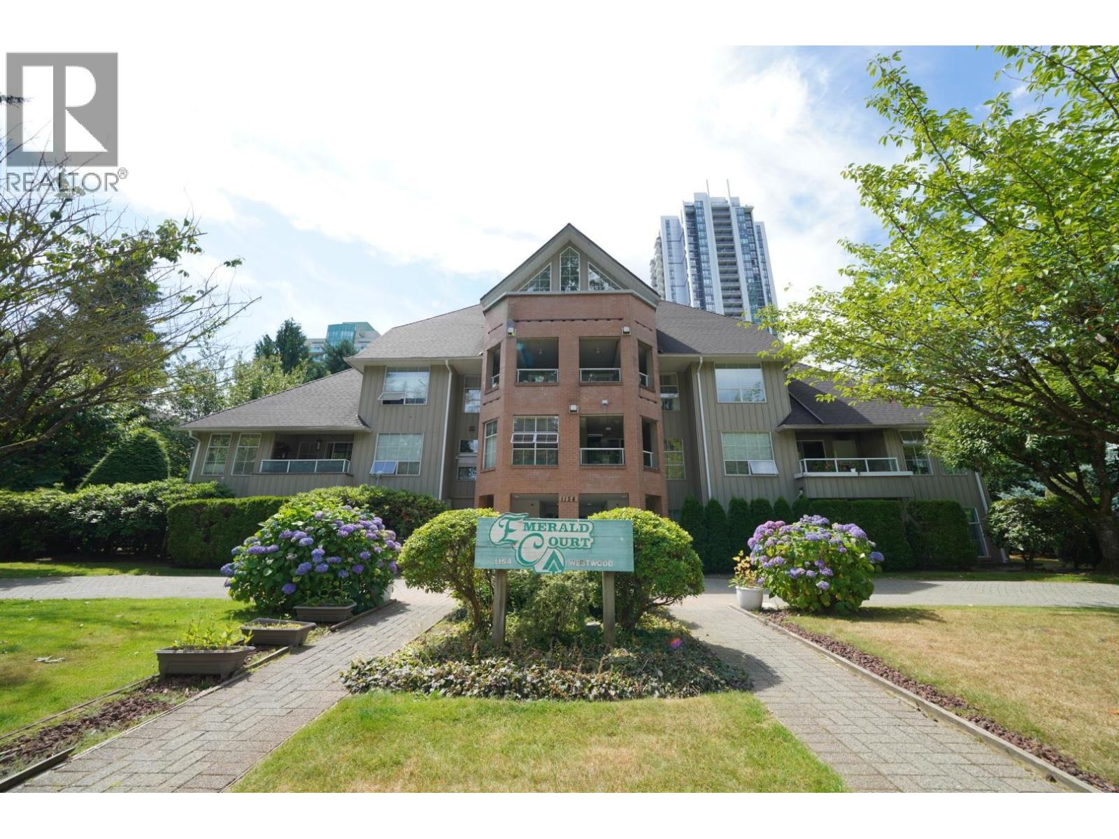 401 1154 Westwood Street, Coquitlam, British Columbia  V3B 7J1 - Photo 1 - R3092425