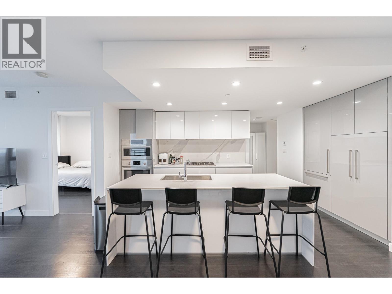 3406 2085 Skyline Court, Burnaby, British Columbia  V5C 0M6 - Photo 1 - R3092428