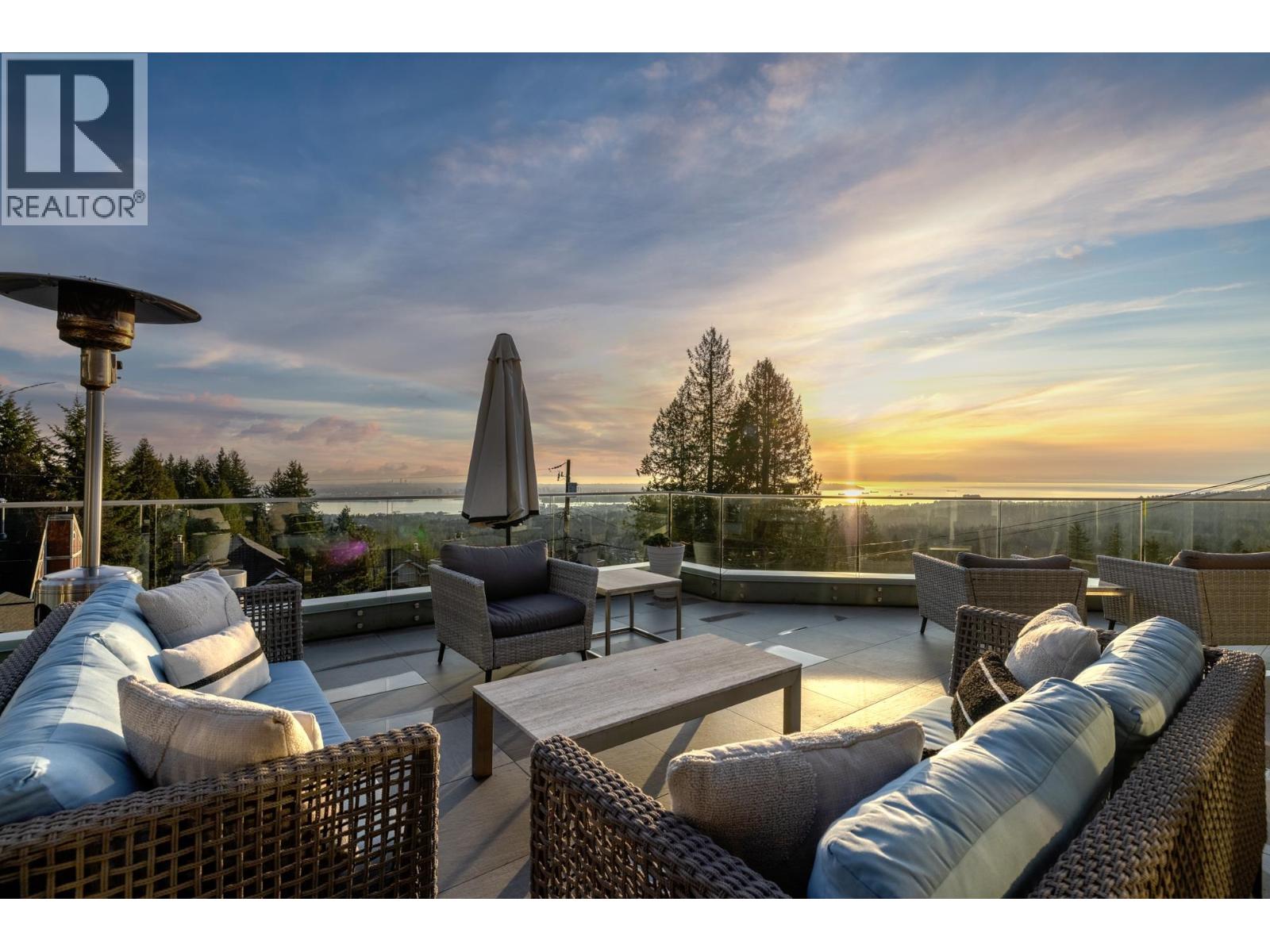 310 Beaver Road, North Vancouver, British Columbia  V7N 3H6 - Photo 9 - R3092385