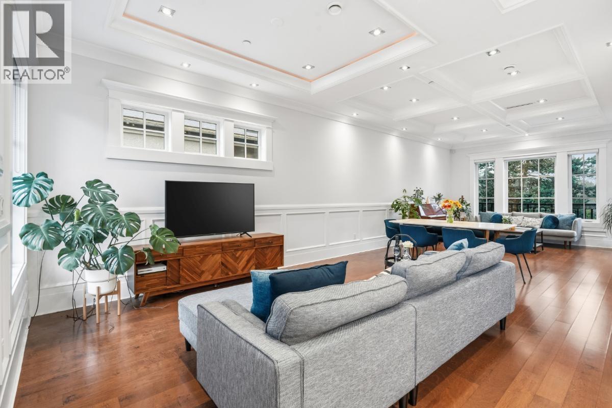 5058 Dunbar Street, Vancouver, British Columbia  V6N 1V6 - Photo 2 - R3092392