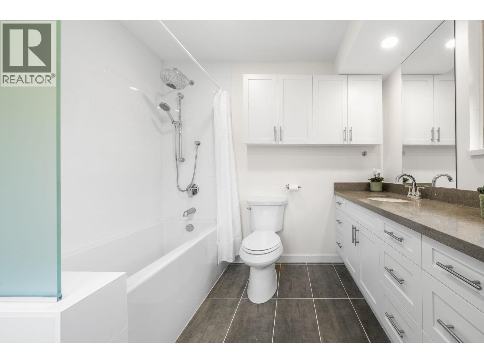 667 Fairway Drive, North Vancouver, British Columbia  V7G 1Z5 - Photo 14 - R3092427