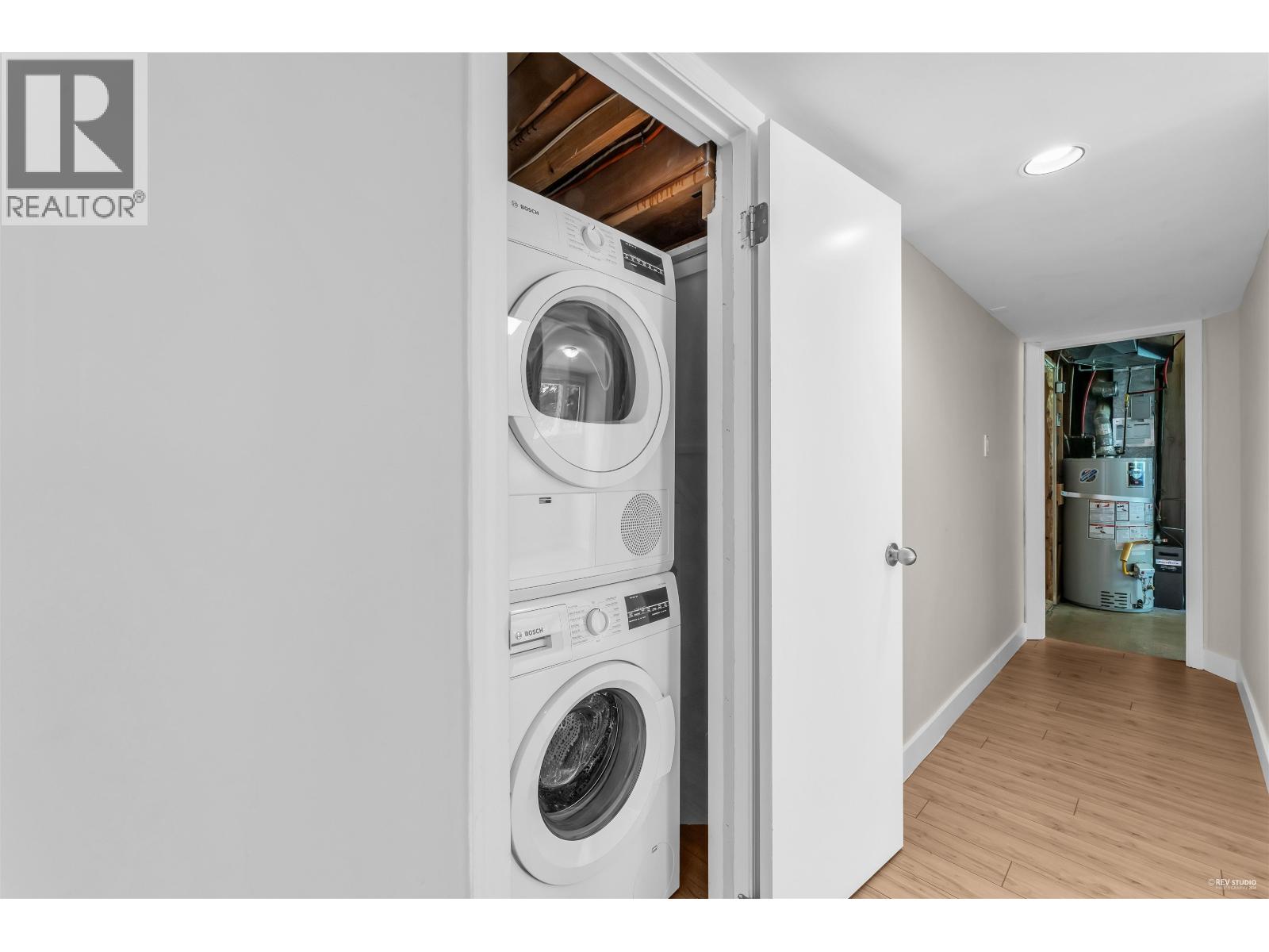 472 Crestwood Avenue, North Vancouver, British Columbia  V7N 3C3 - Photo 8 - R3092432