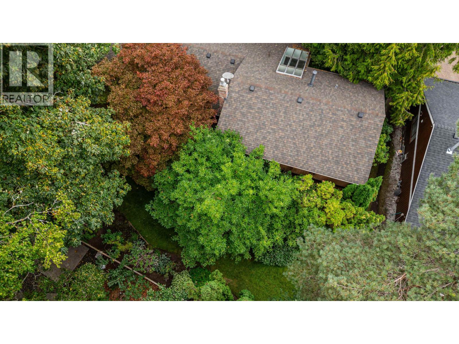 Listing Picture 39 of 40 : 4262 YUCULTA CRESCENT, Vancouver / 溫哥華 - 魯藝地產 Yvonne Lu Group - MLS Medallion Club Member