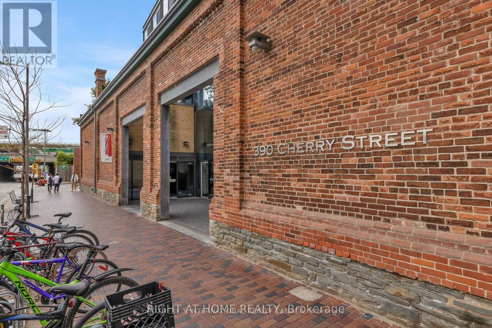 1405 - 390 Cherry Street, Toronto, Ontario  M5A 0E2 - Photo 16 - C12812380