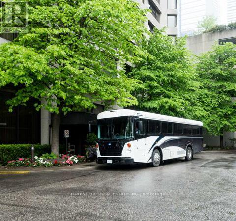 1004 - 33 Harbour Square, Toronto, Ontario  M5J 2G2 - Photo 30 - C12812406