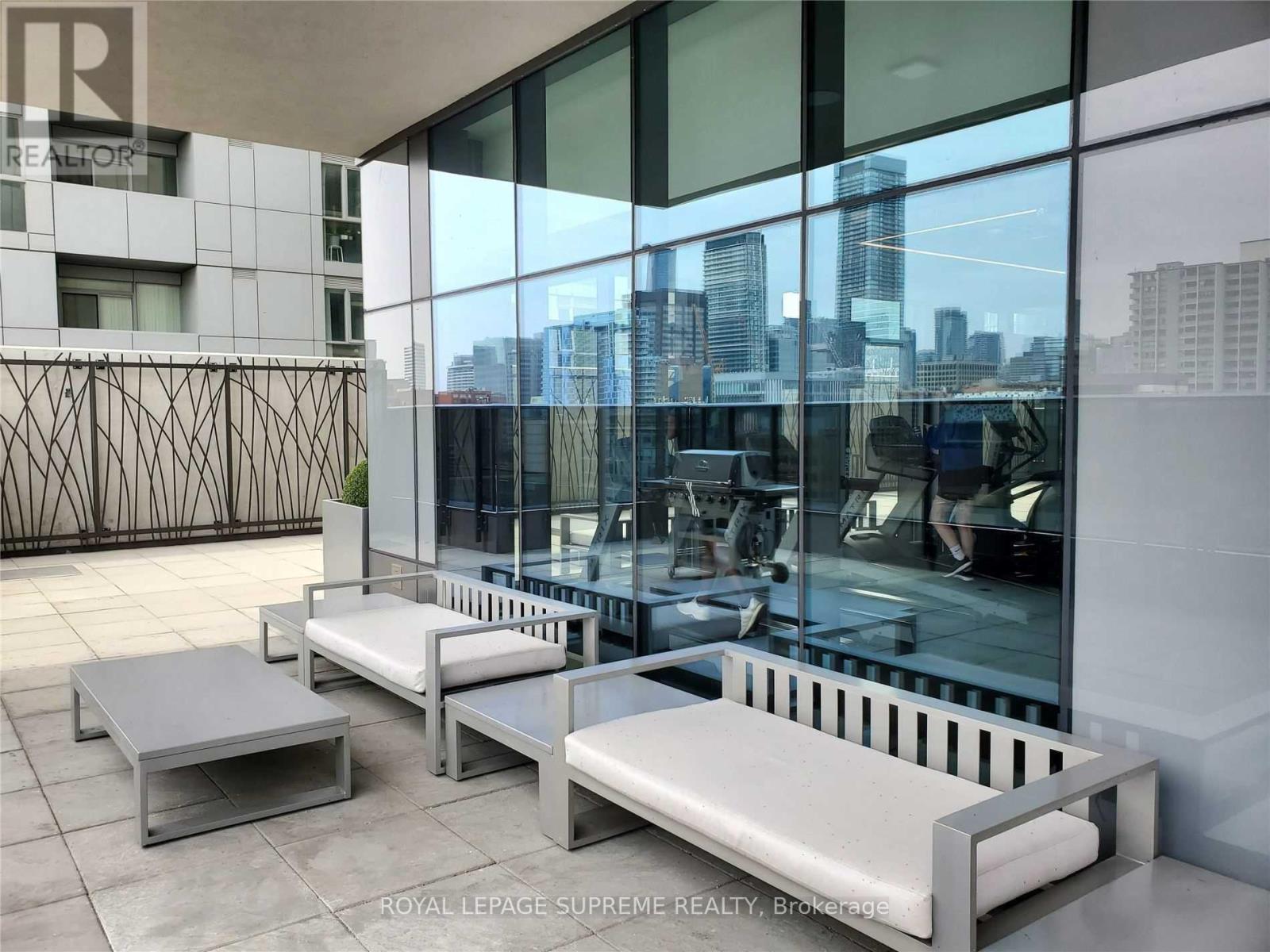 2208 - 330 Richmond Street W, Toronto, Ontario  M5V 0M4 - Photo 34 - C12812412