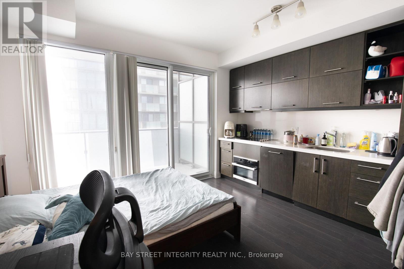 1607 - 1080 Bay Street, Toronto, Ontario  M5S 0A5 - Photo 4 - C12812422