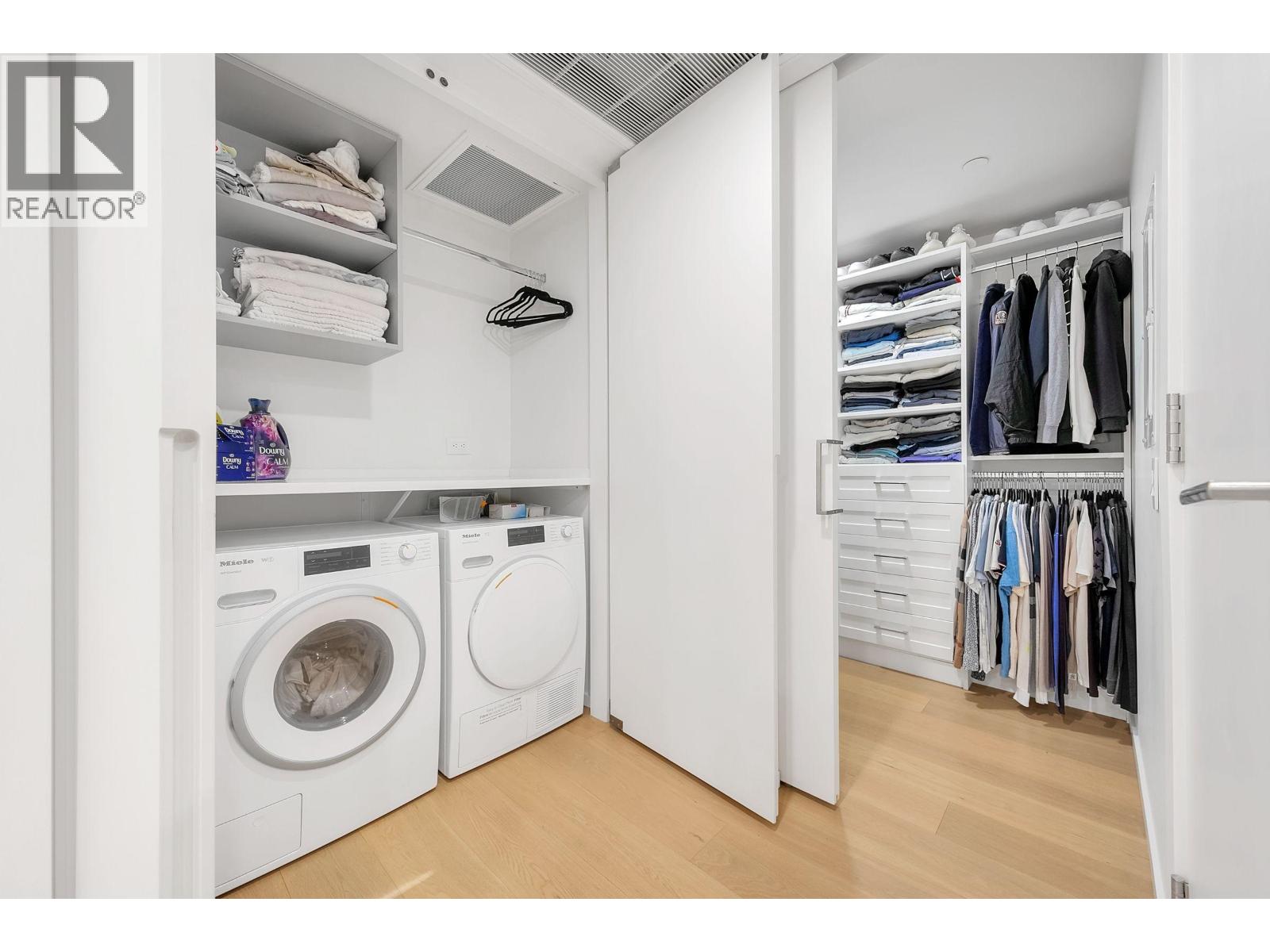 889 Pacific Street, Vancouver, British Columbia  V6Z 1C3 - Photo 8 - R3092434