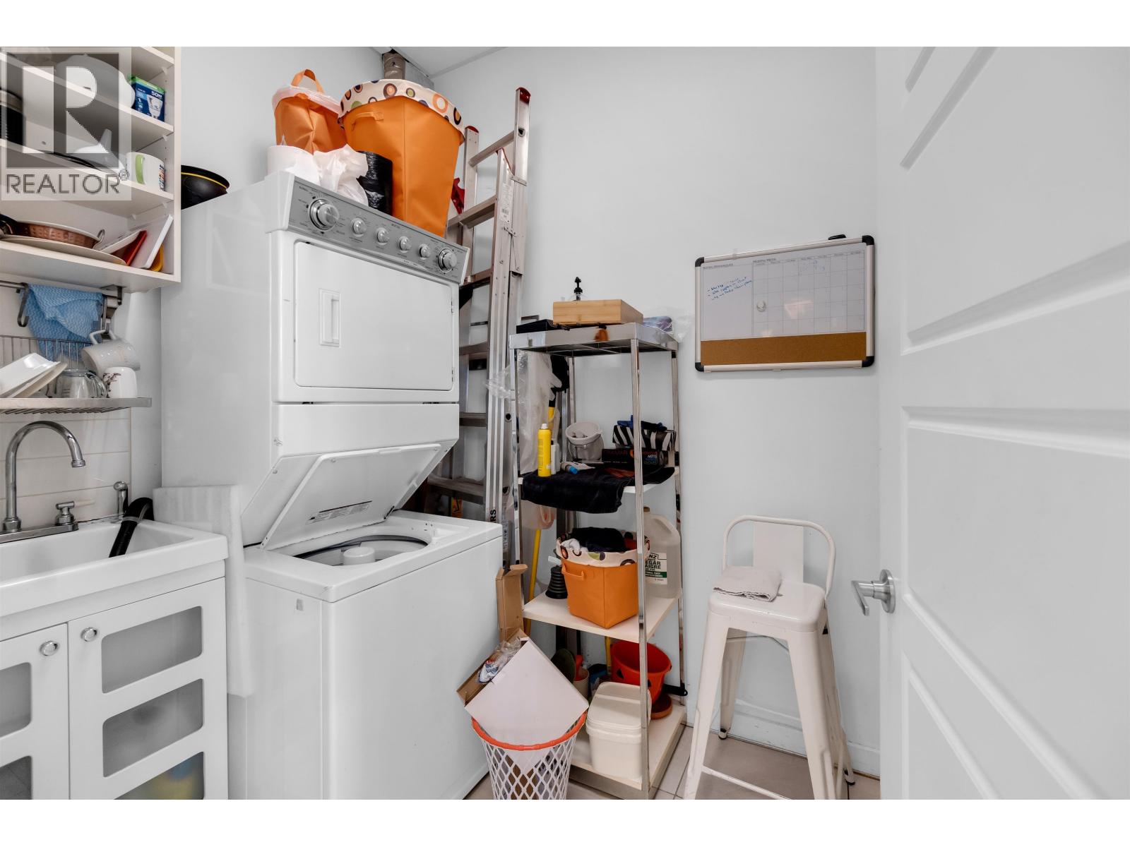 107 2957 Glen Drive, Coquitlam, British Columbia  V3B 0B5 - Photo 12 - C8076429