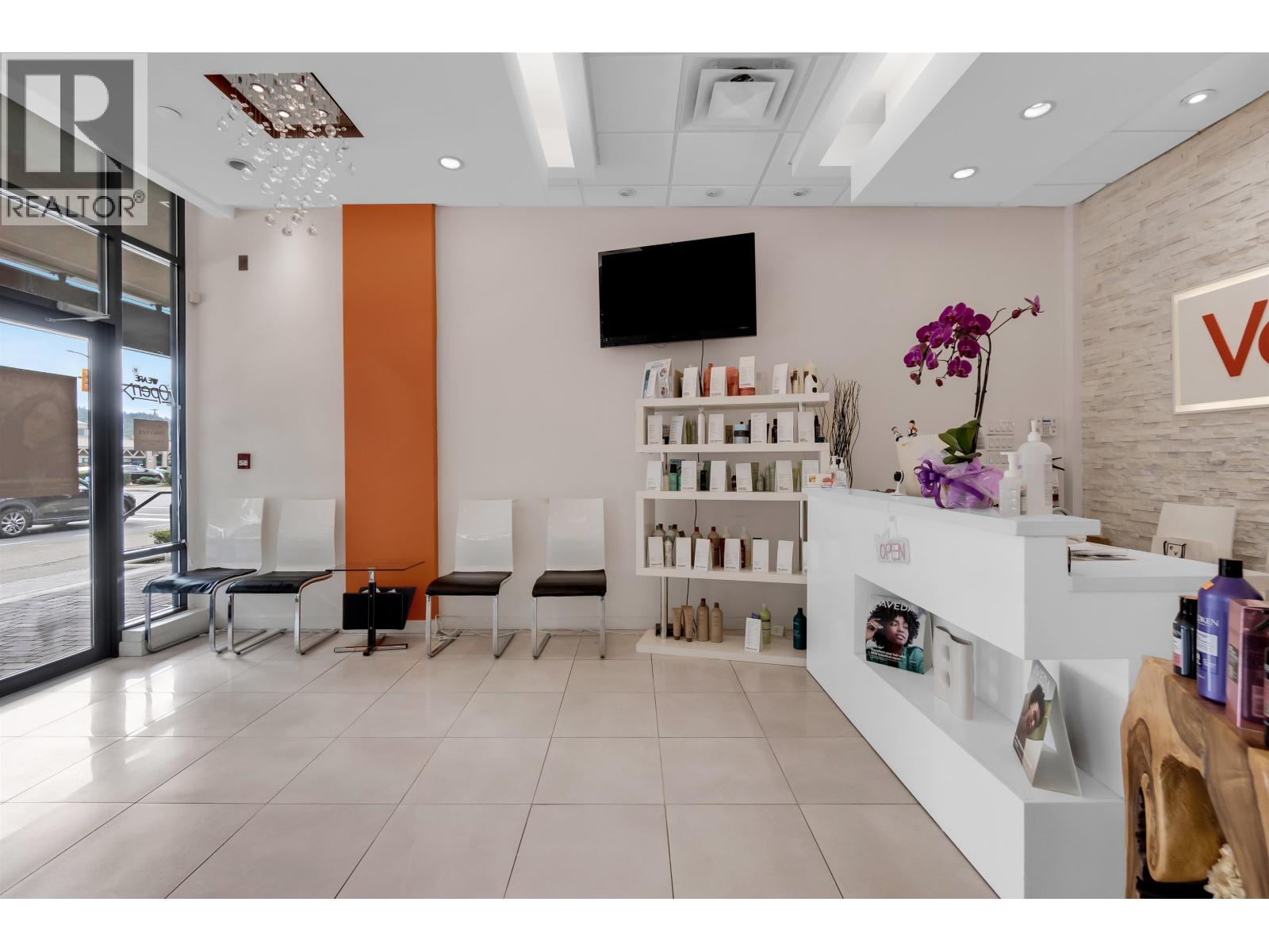 107 2957 Glen Drive, Coquitlam, British Columbia  V3B 0B5 - Photo 7 - C8076429