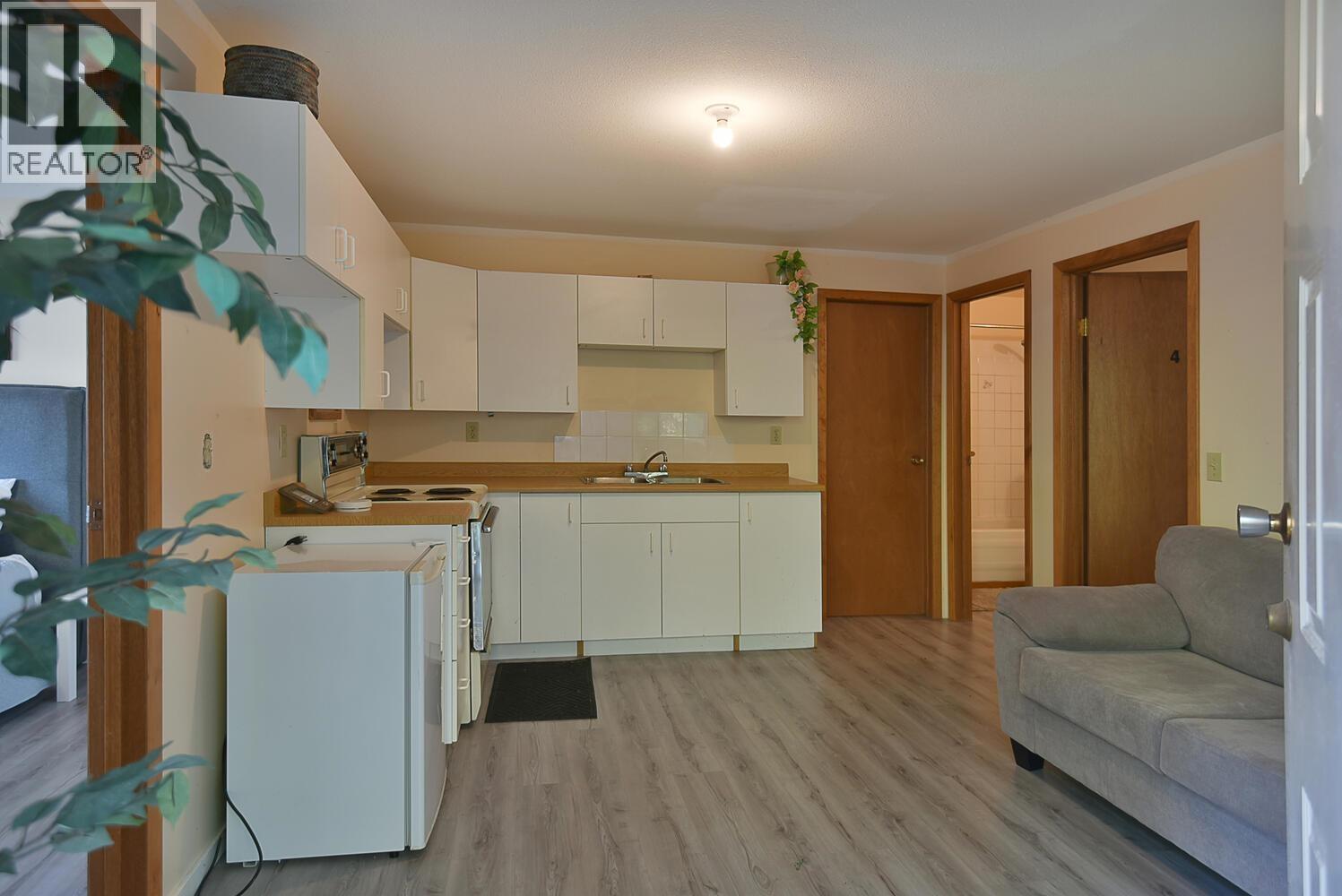 6377 N Gale Avenue, Sechelt, British Columbia  V7Z 0P7 - Photo 22 - C8076433