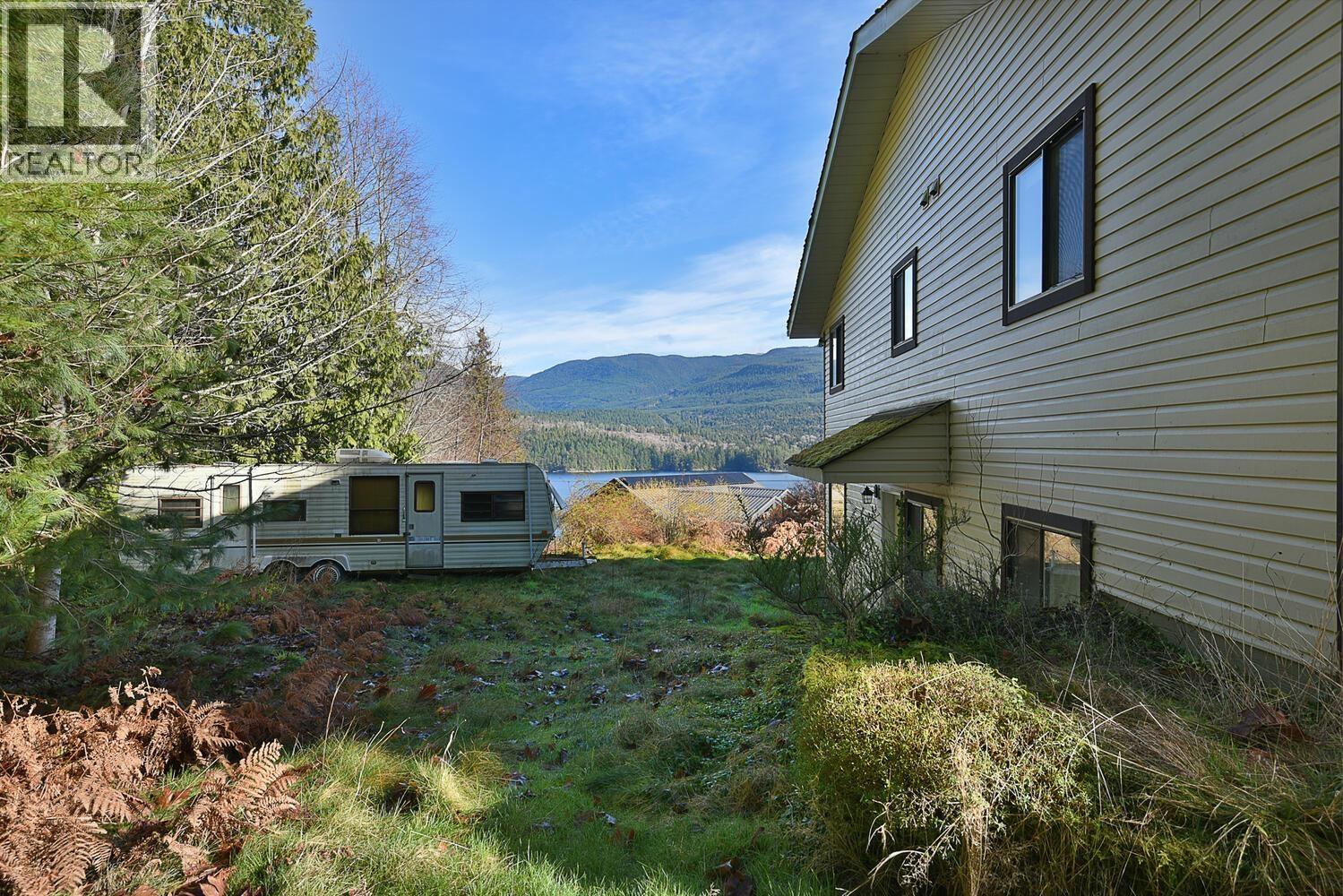 6377 N Gale Avenue, Sechelt, British Columbia  V7Z 0P7 - Photo 27 - C8076433