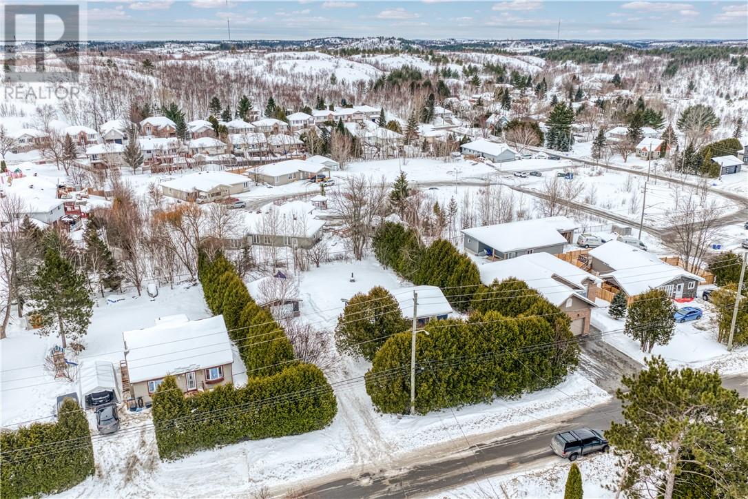 411 Ester Street, Sudbury, Ontario  P3E 5H5 - Photo 41 - 2126515