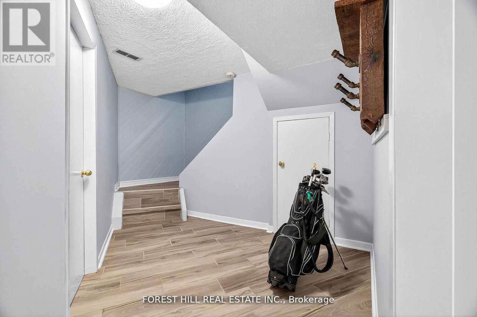 1550 Evangeline Drive, Oshawa, Ontario  L1J 3T2 - Photo 16 - E12812330