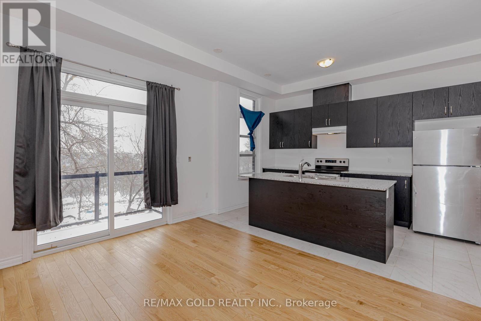 39 Inverary Crescent, Vaughan, Ontario  L4H 5G9 - Photo 17 - N12812394