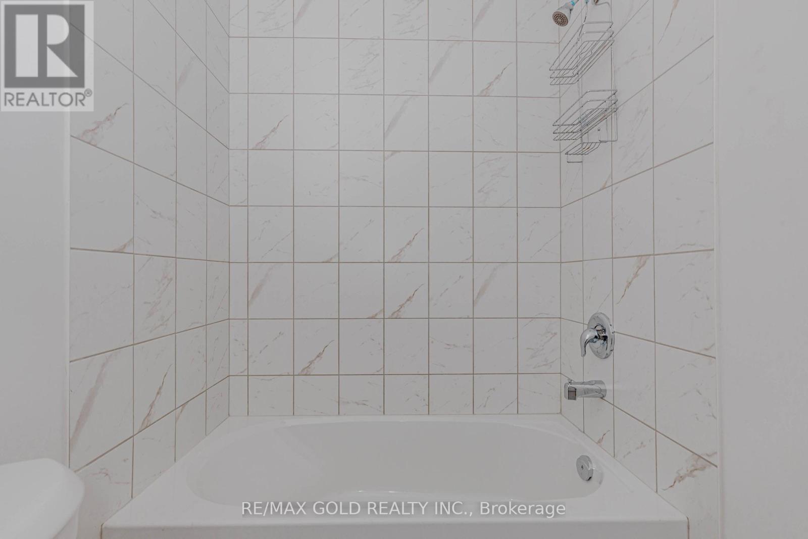 39 Inverary Crescent, Vaughan, Ontario  L4H 5G9 - Photo 45 - N12812394