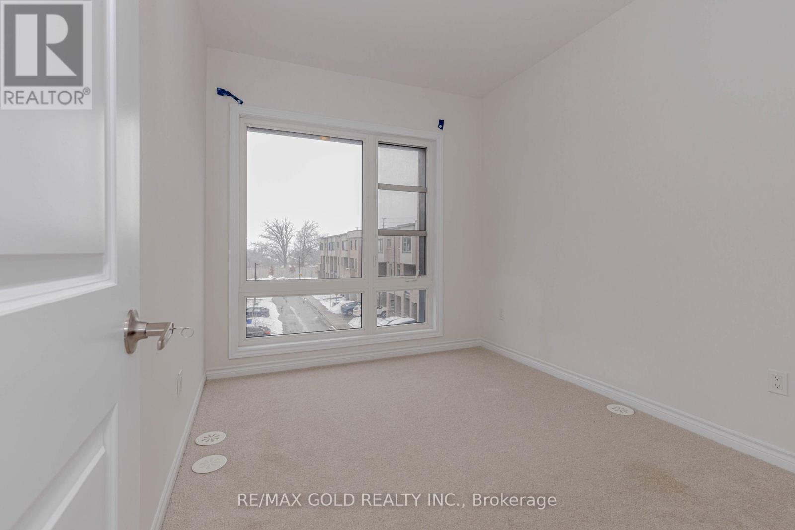 39 Inverary Crescent, Vaughan, Ontario  L4H 5G9 - Photo 46 - N12812394