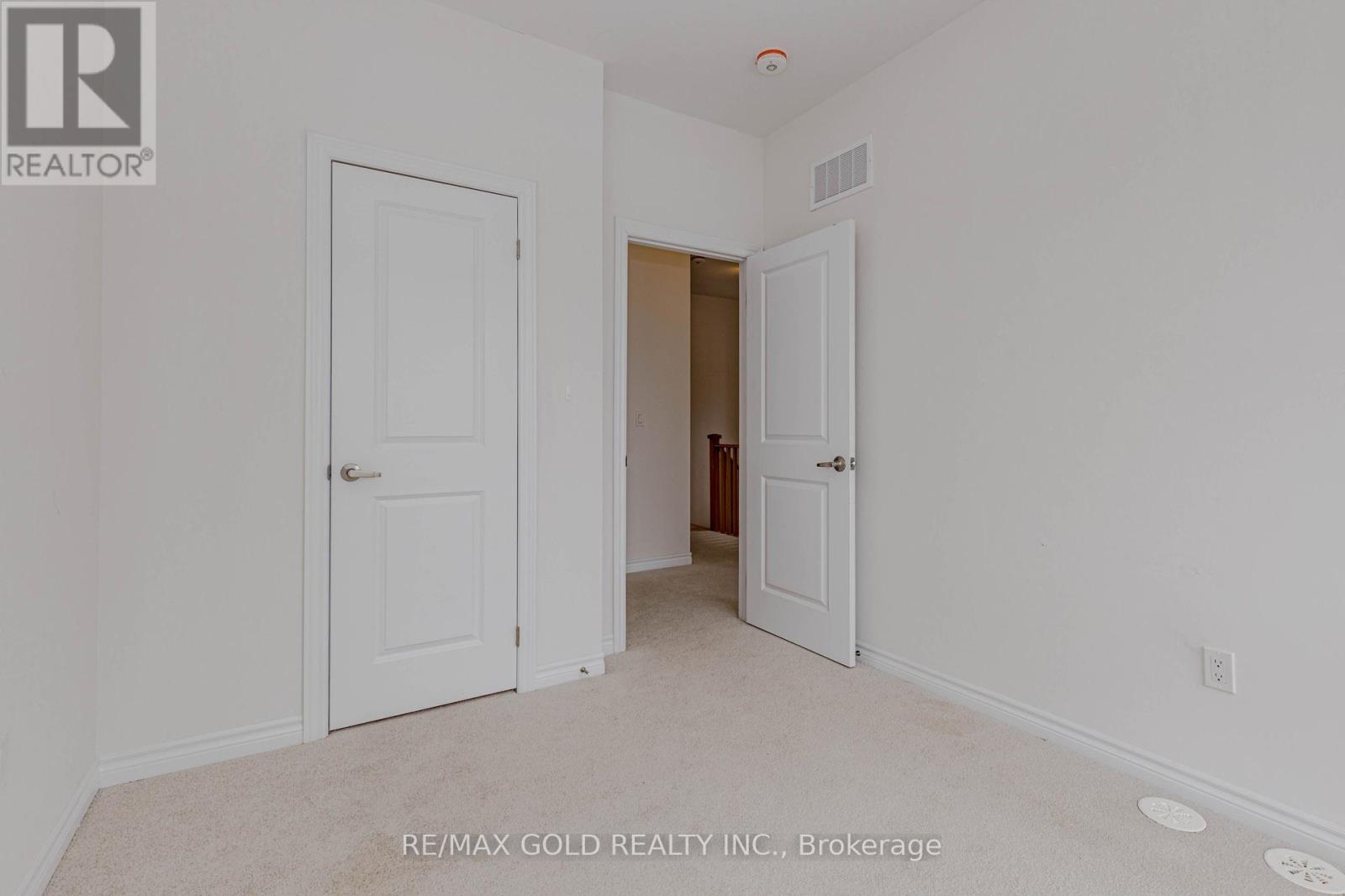 39 Inverary Crescent, Vaughan, Ontario  L4H 5G9 - Photo 48 - N12812394