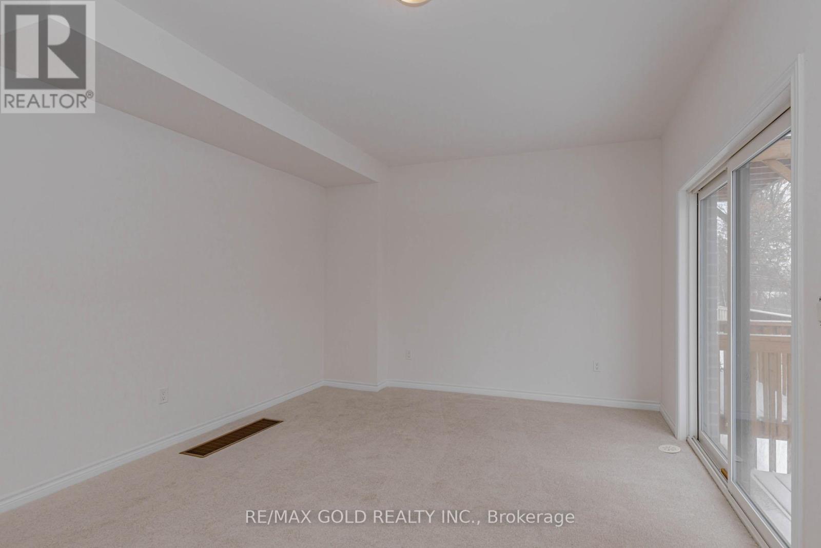 39 Inverary Crescent, Vaughan, Ontario  L4H 5G9 - Photo 8 - N12812394